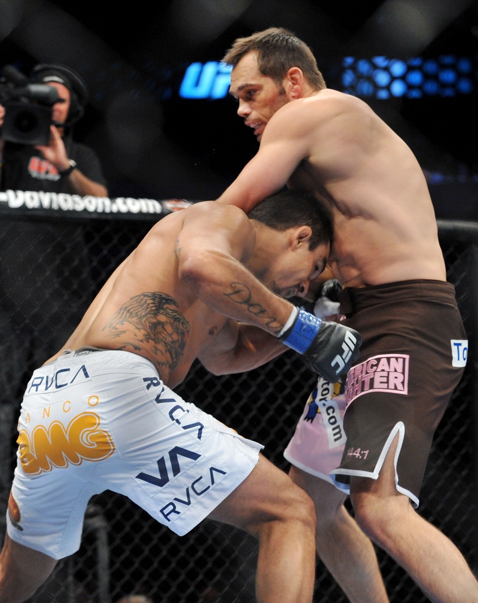Rich Franklin (right) fights Vitor Belfort at UFC 103 in Texas in 2009. Photo: AFP