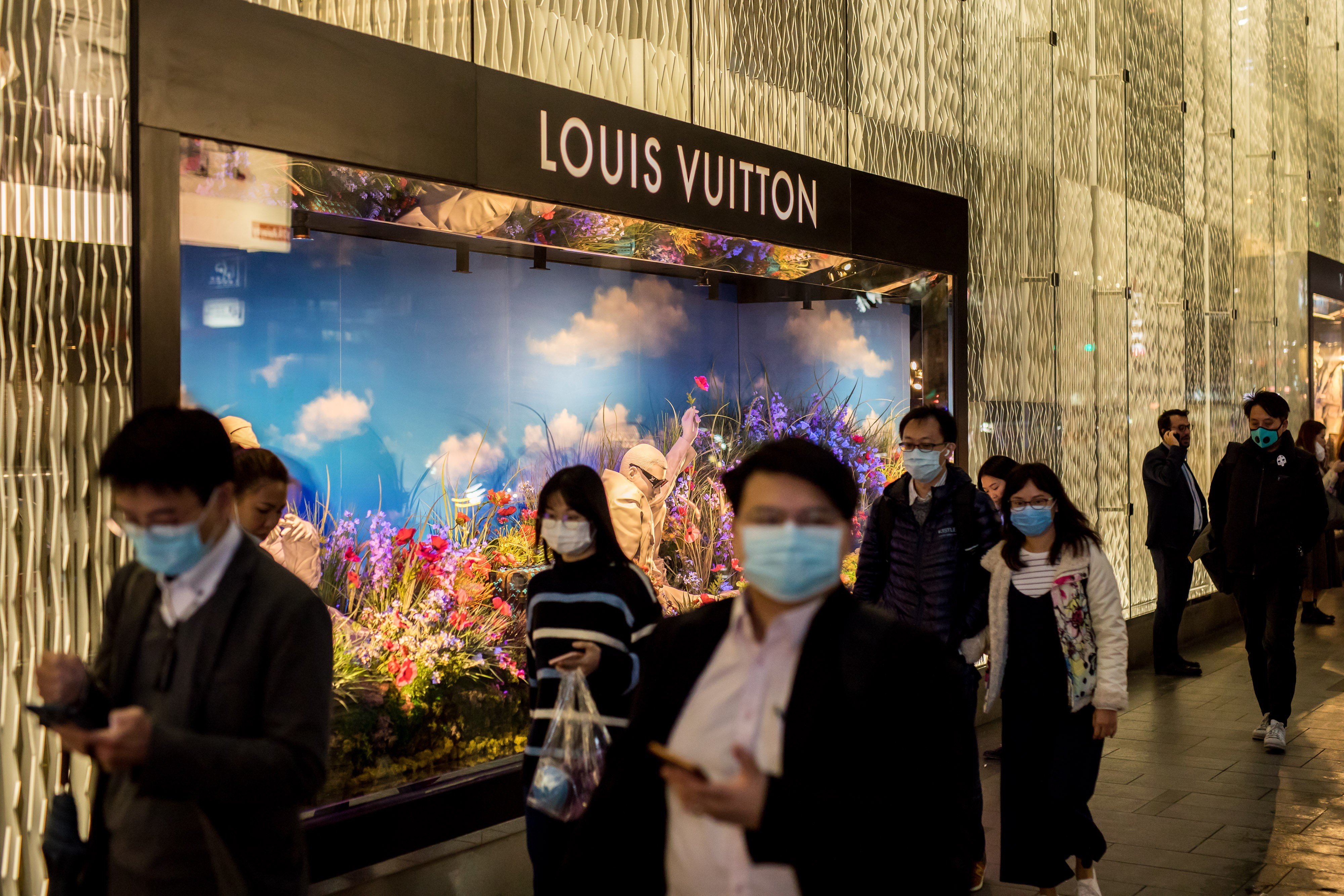 Luxury stores still limiting crowds post-COVID — and won't admit why