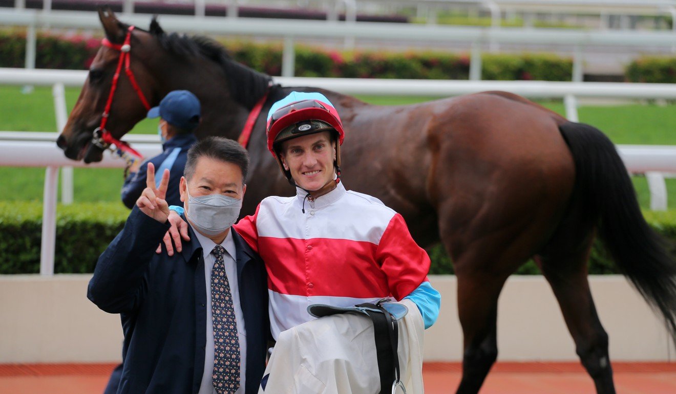 Manfred Man with Chad Schofield after winning at Sha Tin.