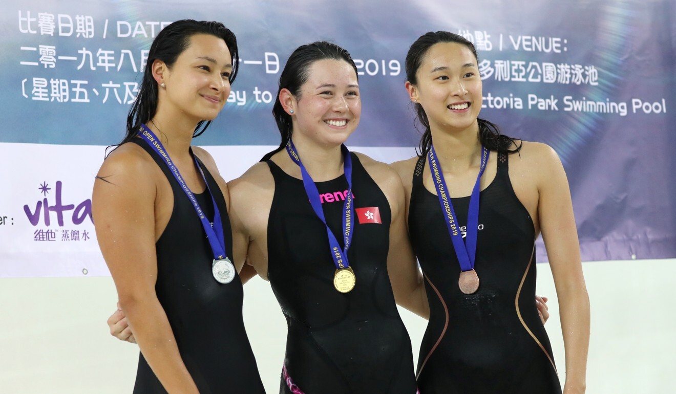 Siobhan Haughey (middle) and teammates Camille Cheng Lily-mei (left) and Tam Hoi-lam. Photo: Edward Wong