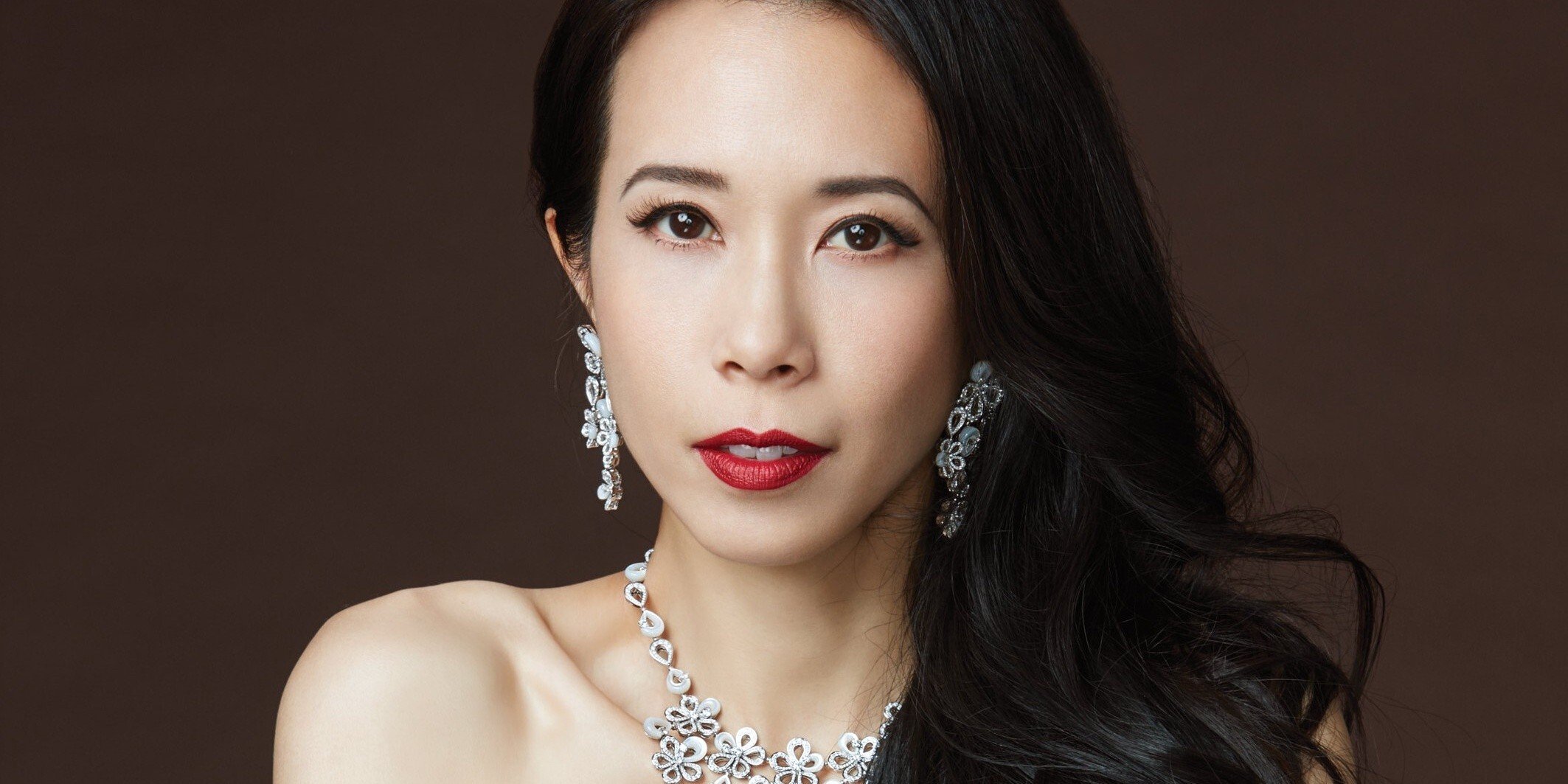 Karen Mok has attracted the ire of Chinese social media for praising the ban in Shenzhen on eating dogs and cats.