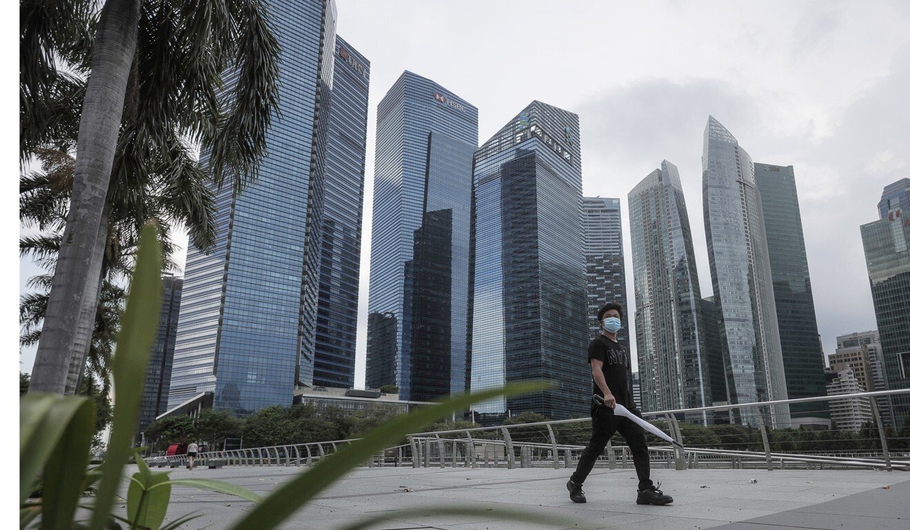 Fewer people are out in Marina Bay in Singapore. Photo: EPA-EFE