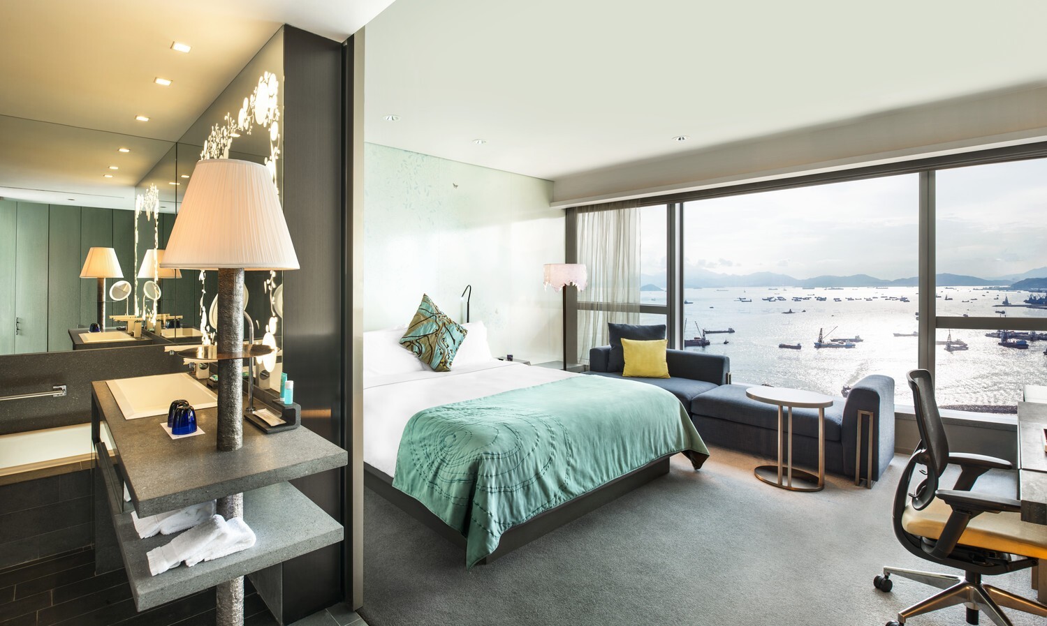 W Hong Kong’s lavish Amp up your stay packages includes a room upgrade to Fabulous among its numerous features. Photo: W Hong Kong