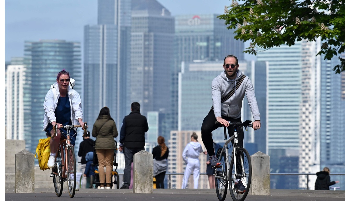 People exercise in London. Photo: AFP
