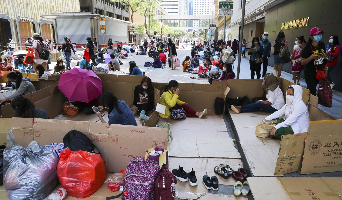 Domestic workers gather in Central, Hong Kong, during the Easter weekend. Photo: Edmond So
