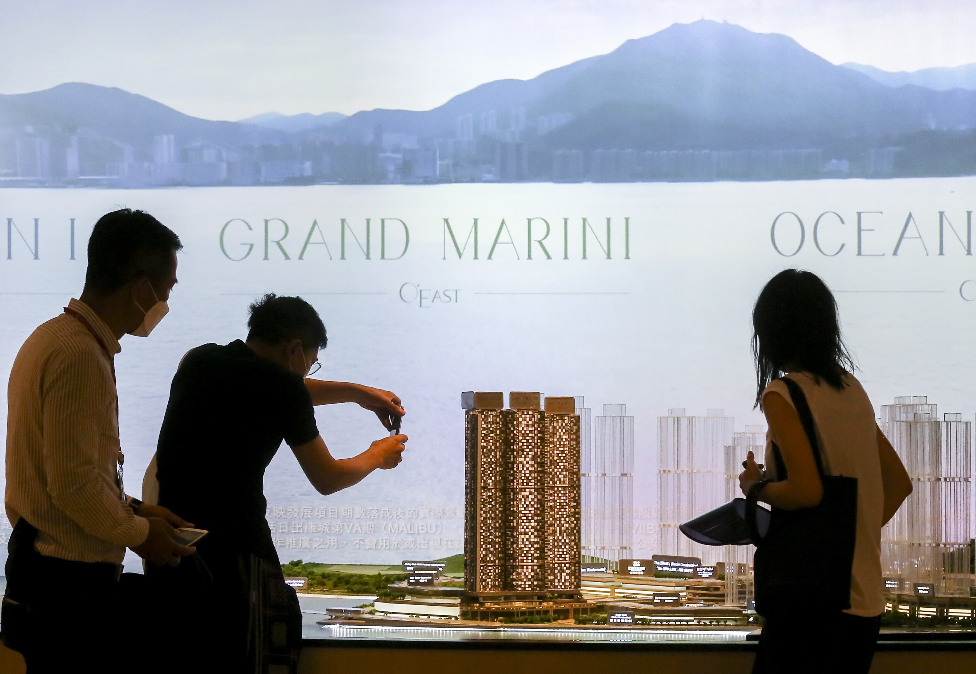 People lining up for Wheelock's Properties’ Grand Marini project at its show room on 16 May 2020. Photo: Jonathan Wong