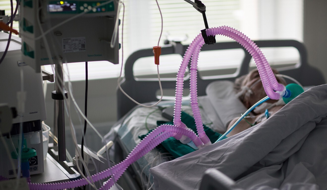 Blood thinners could lower the chance of a Covid-19 patient needing a ventilator. Photo: Bloomberg
