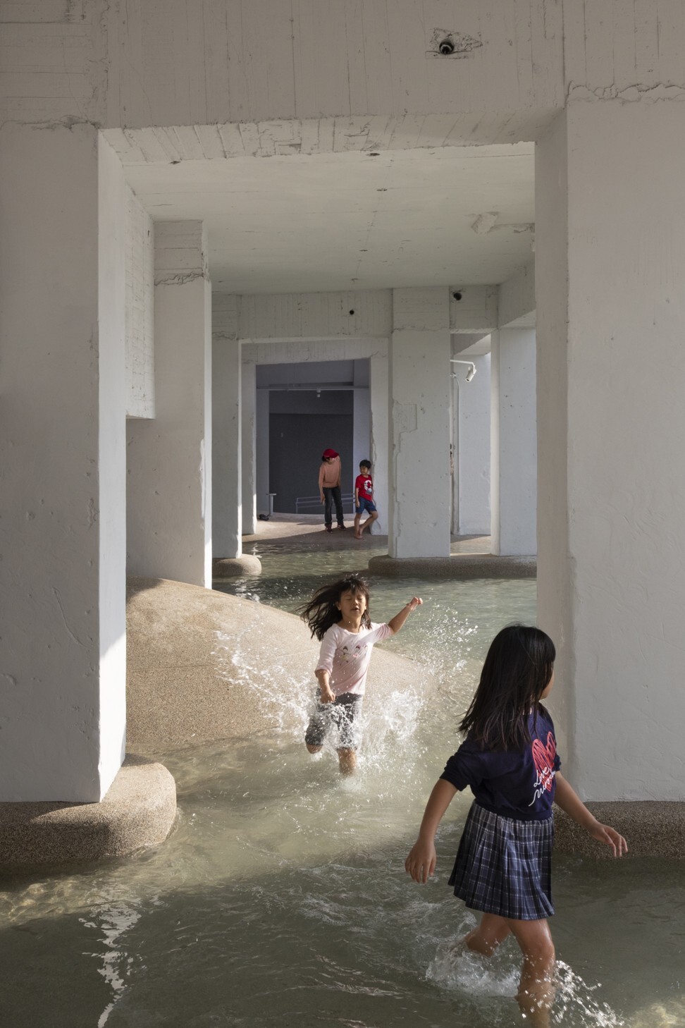 How a ‘dead mall’ in Taiwan was transformed into a public water park ...