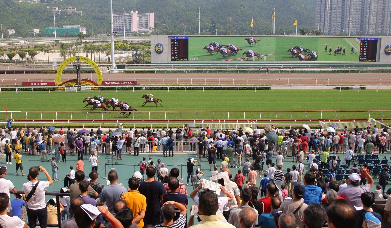 Fans watch the races at Sha Tin before Covid-19.