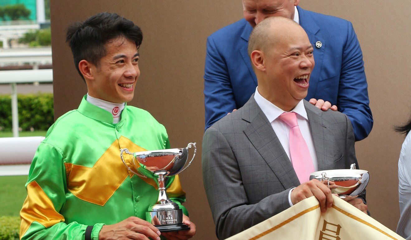 Chris So and Derek Leung after the win of Classic Unicorn last season.