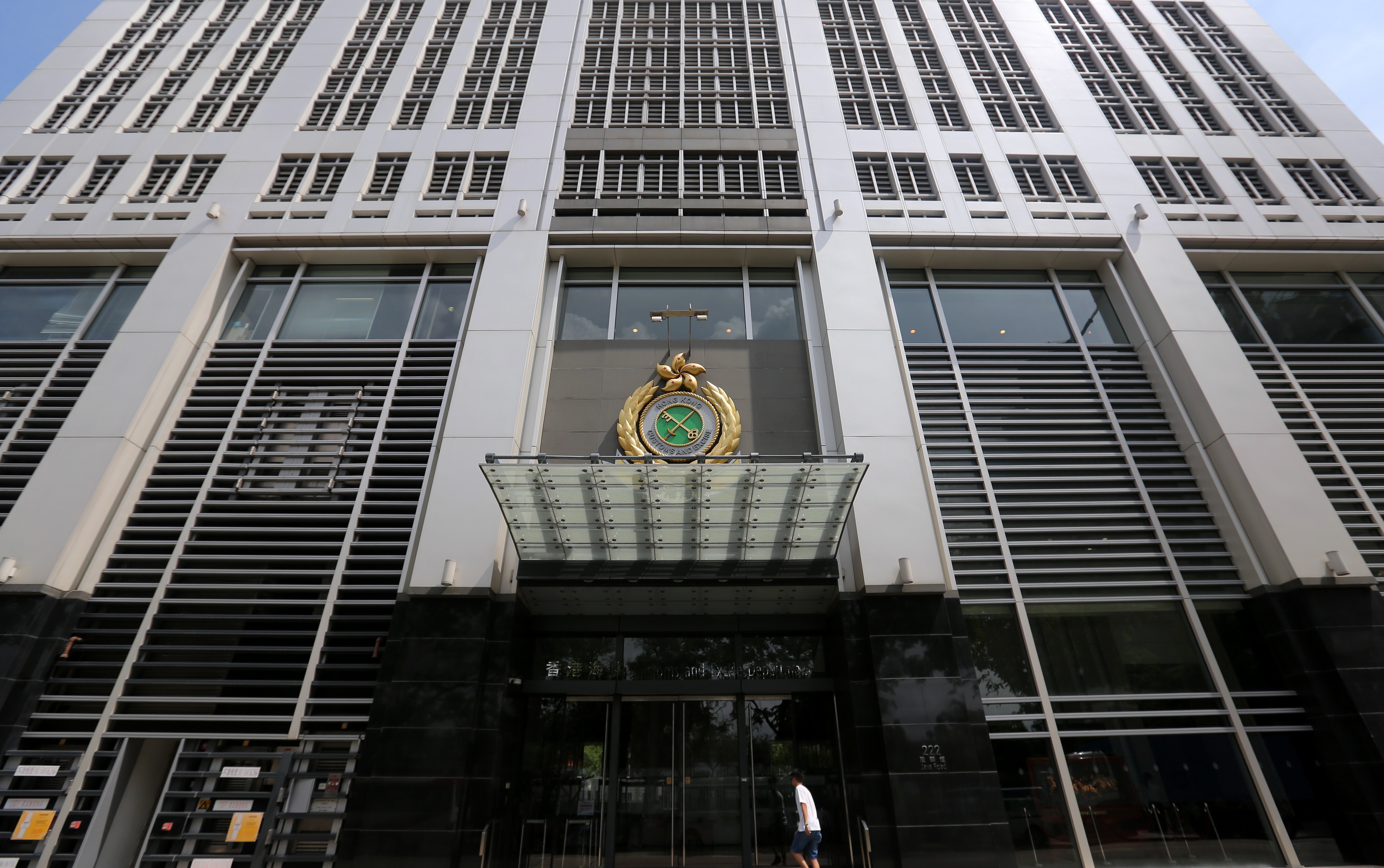 Manhunt For Director Of Hong Kong Domestic Helper Agency Suspected Of 