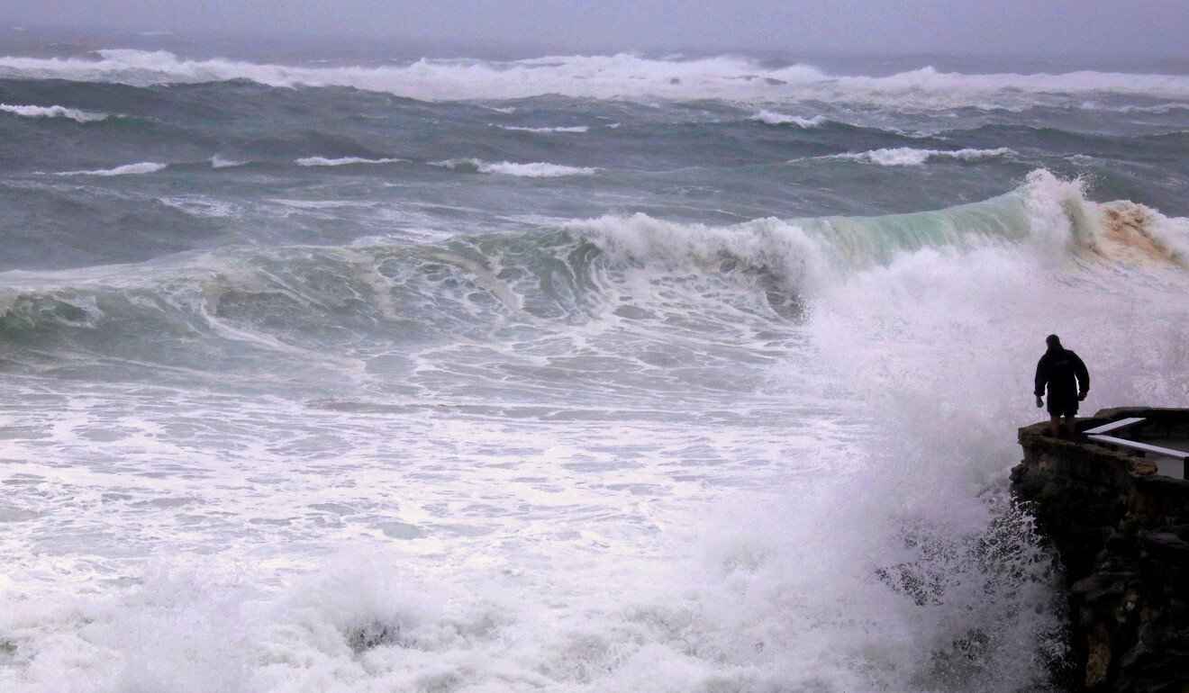 Up the coast. Непогода в Австралии. Восточное побережье Австралии метель. Victoria and Tasmania Floods.