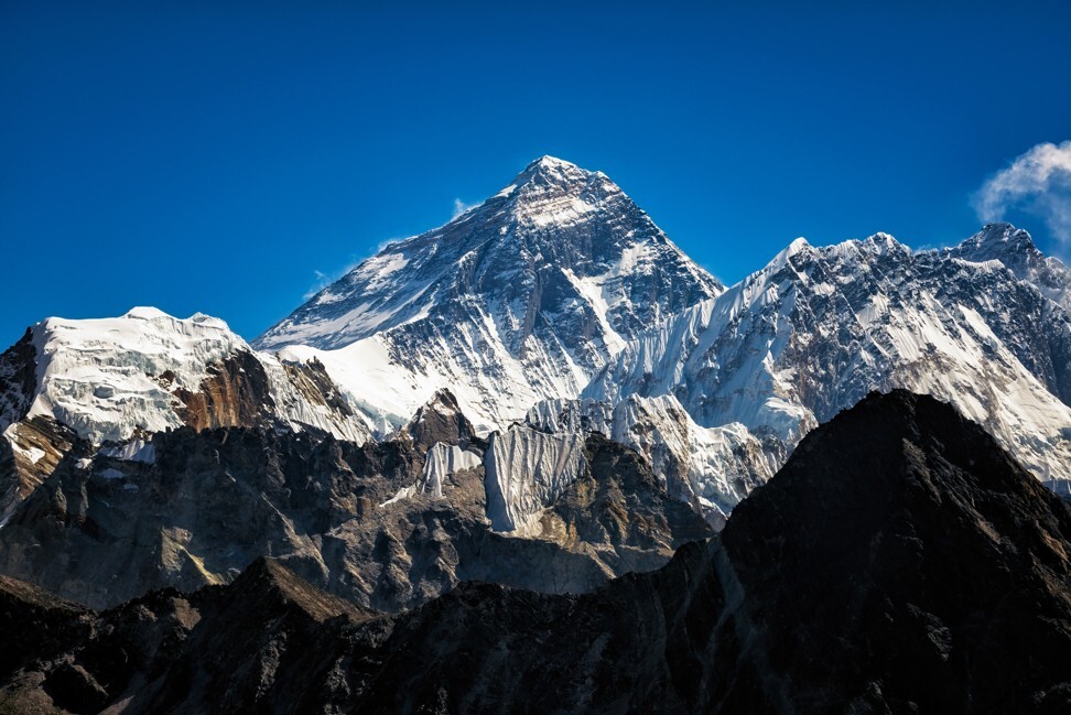 How the deadly wait to summit Mount Everest exposed human nature at its ...