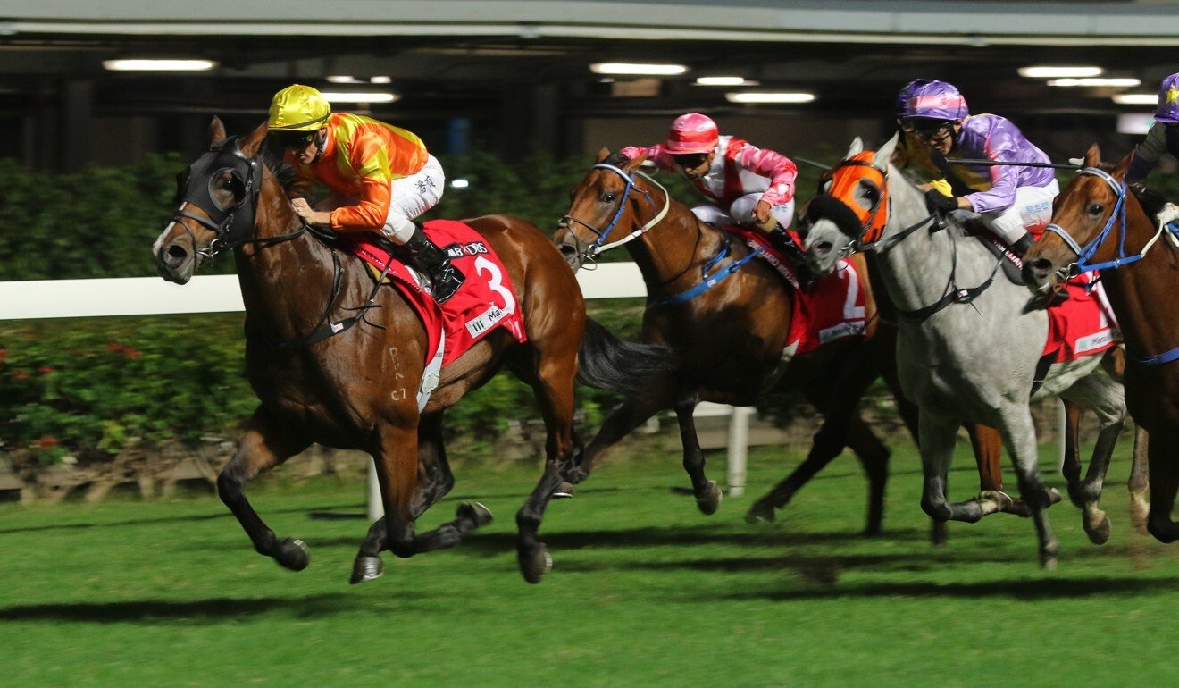 High Rev dashes clear to win at Sha Tin.