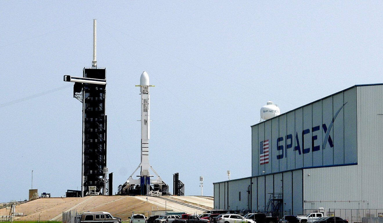 Elon Musk’s SpaceX Cancels Starlink Launch Attempt Just 90 Minutes ...