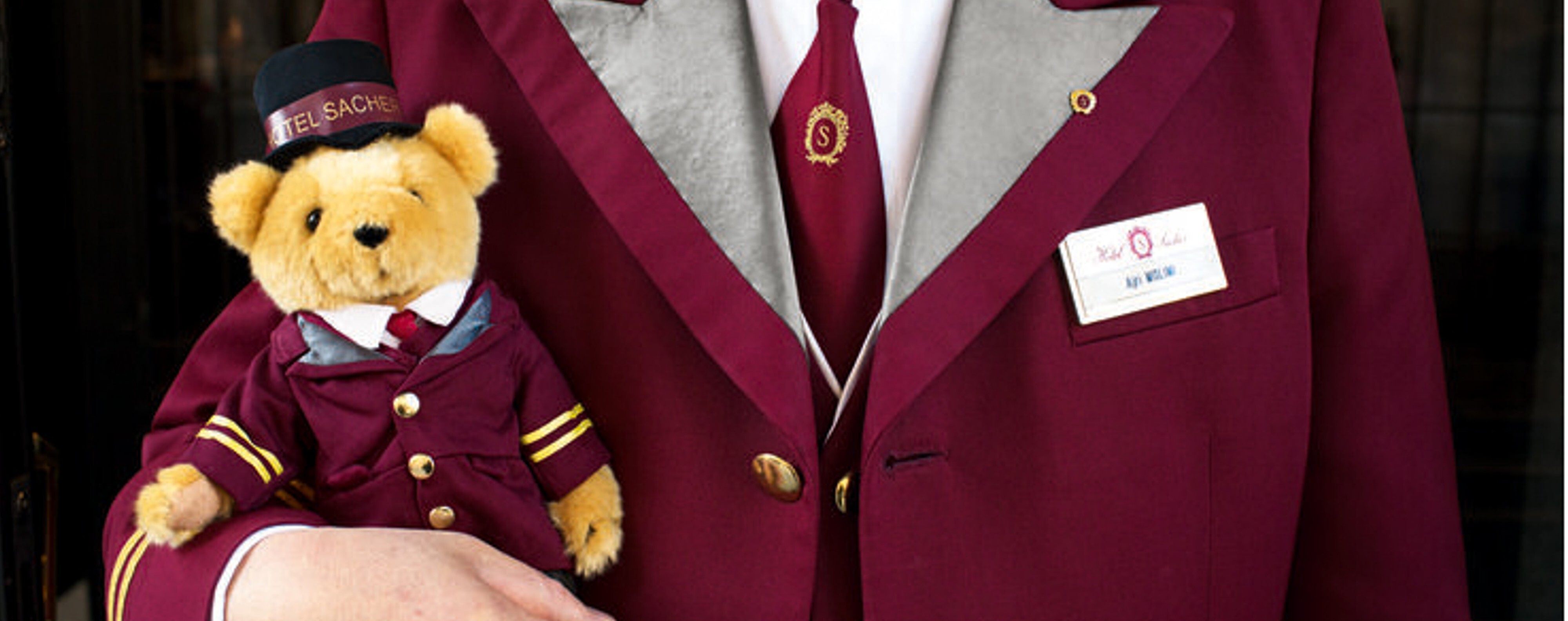 Why Luxury Teddy Bears are the Perfect Gift for Lockdown