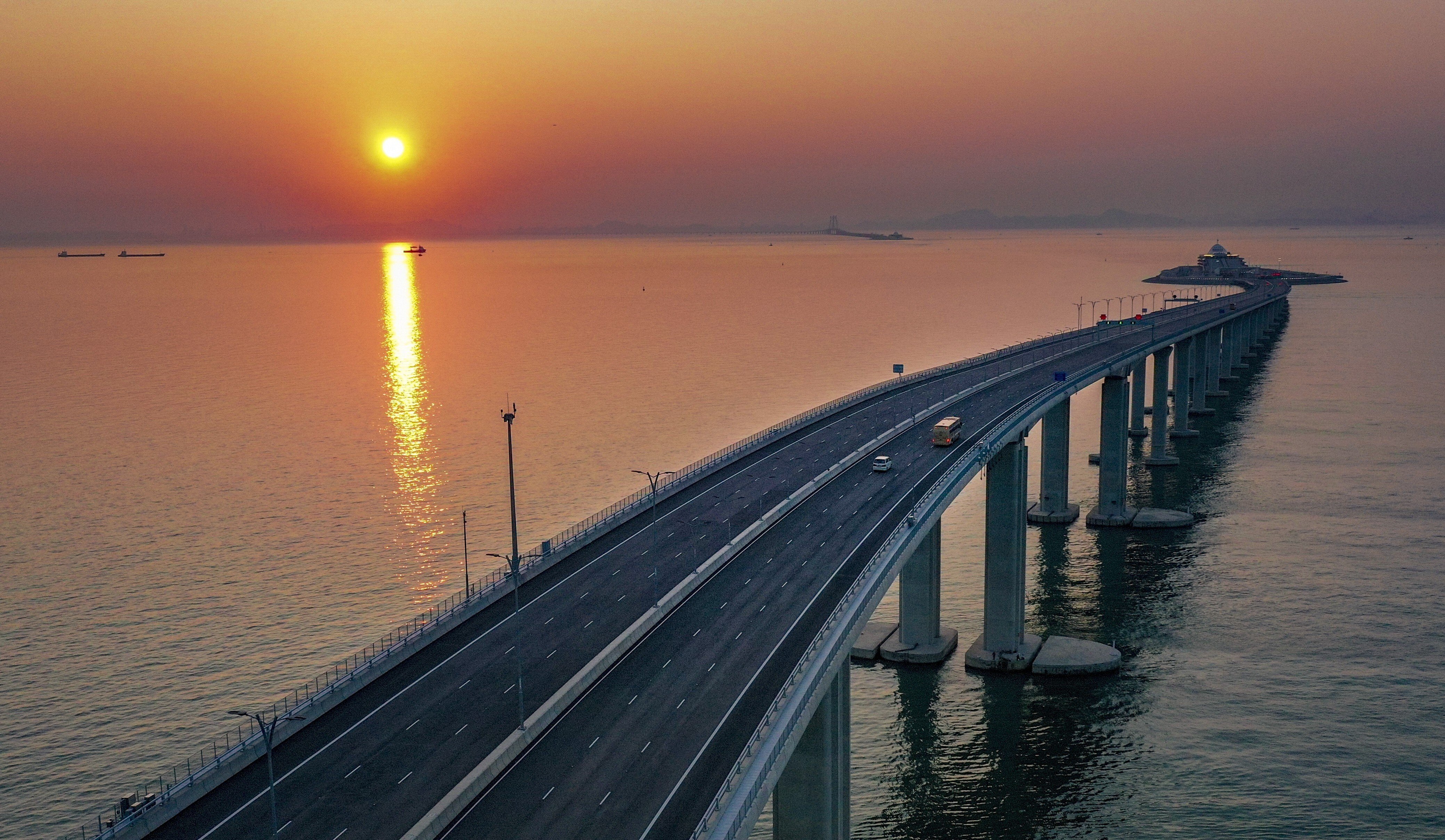 The HZMB, which cost around 120 billion yuan to build, operates 24 hours a day and connects major cities across the southern Pearl River Delta region. Photo: Winson Wong