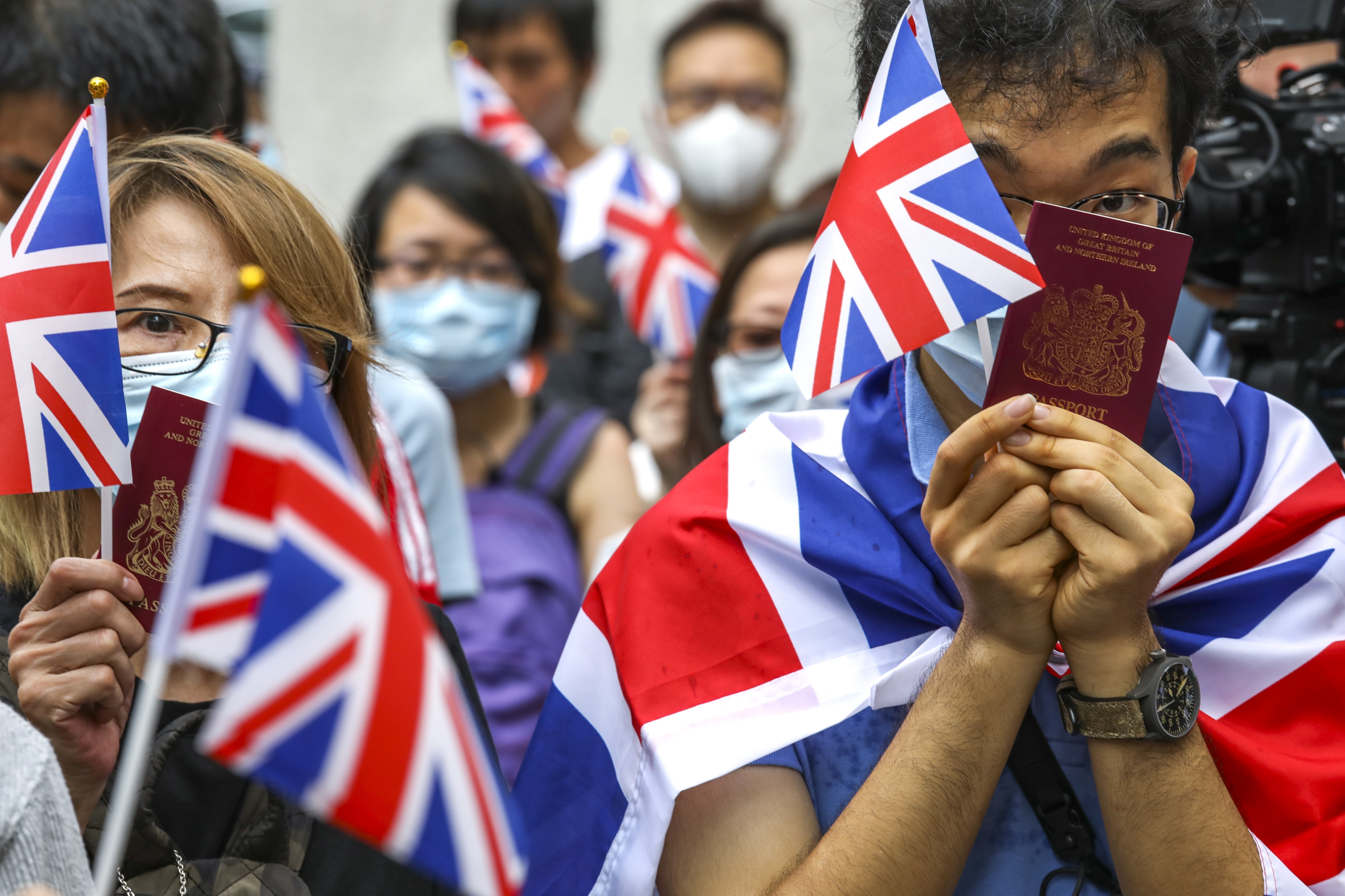 Only Hongkongers born after 1997 and their dependents are currently eligible for the British National (Overseas) passport. Photo: Nora Tam