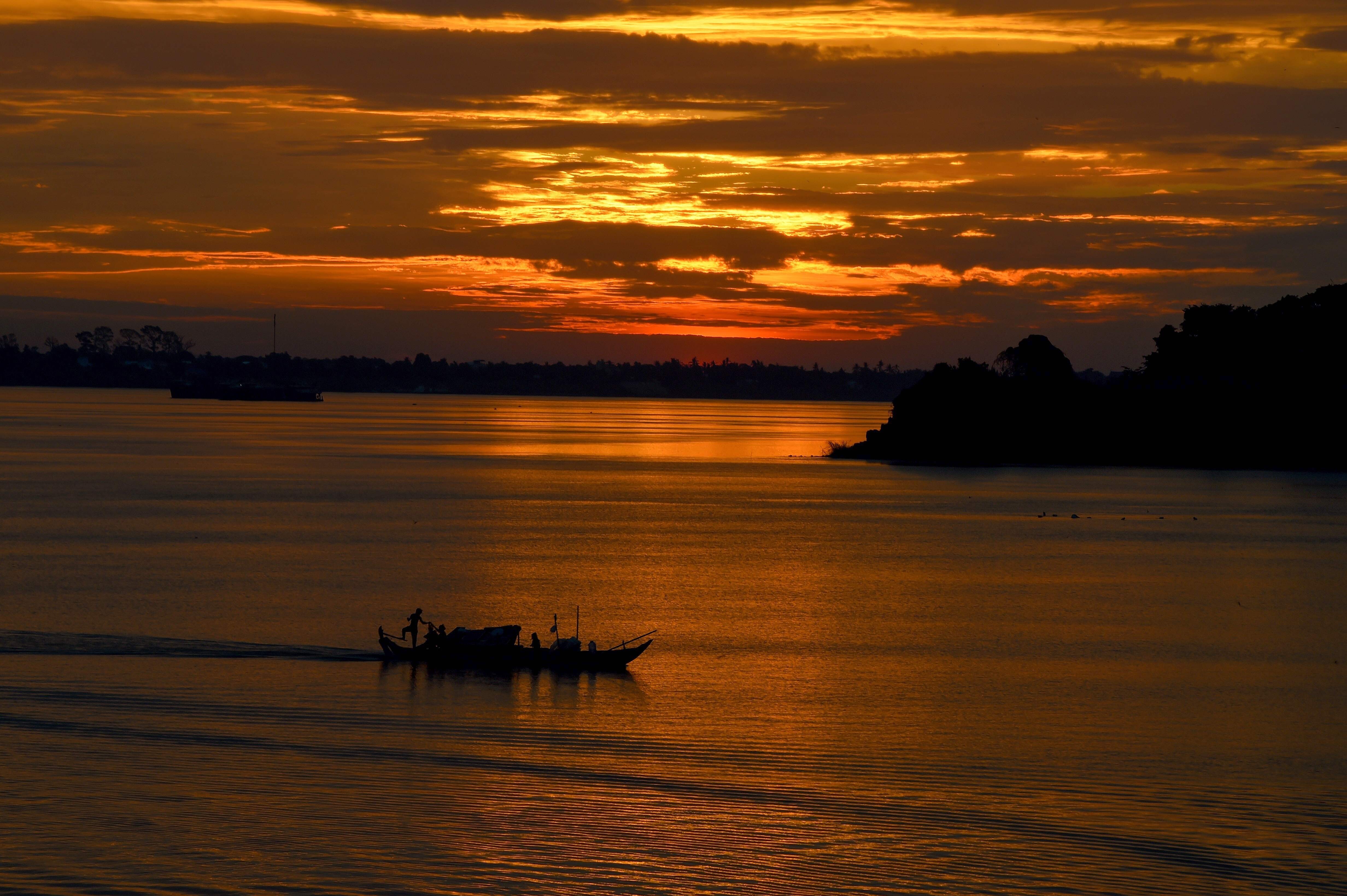A fishing boat on the Mekong River on the outskirts of Phnom Penh, Cambodia. Photo: AFP