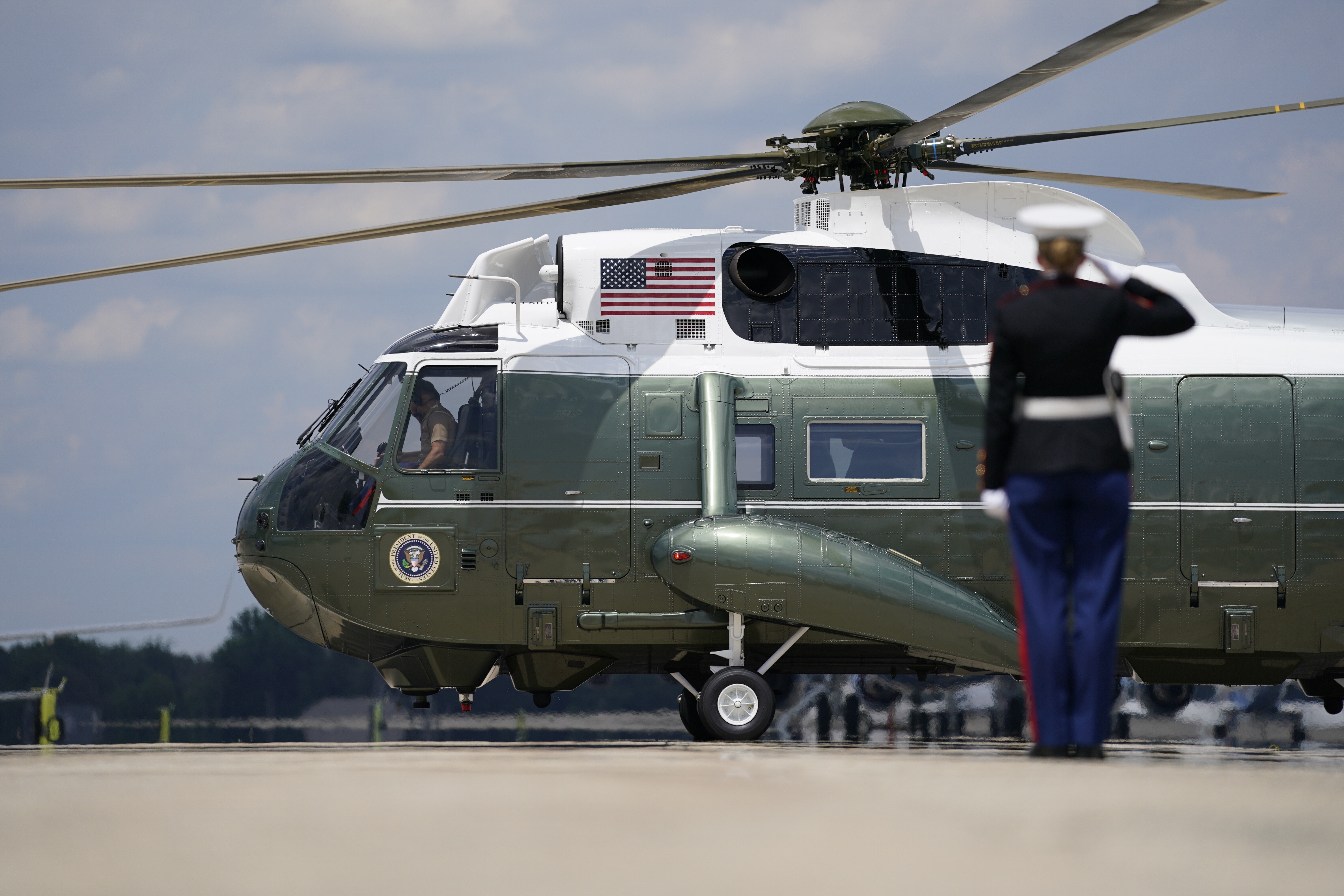 Marine Assigned to Trump's Helicopter Squadron Tests Positive for  Coronavirus