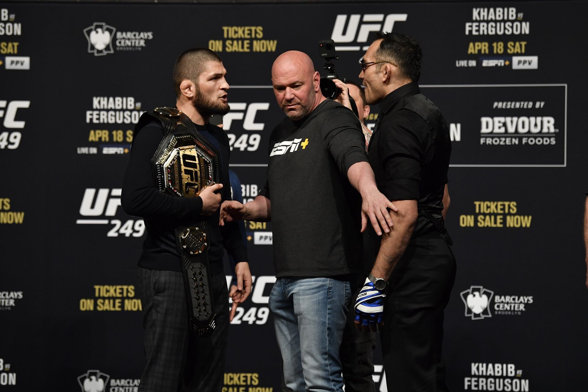 Dana White separates Khabib Nurmgomedov (left) and Tony Ferguson during the UFC 249 press conference at T-Mobile Arena in Las Vegas. Photo” Jeff Bottari/Zuffa LLC