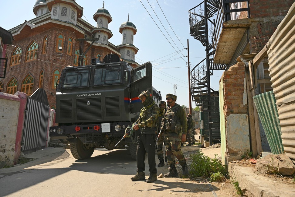 Indian army soldiers at the site of a gun battle with militants in Pulwama district, south of Srinagar, on June 19. Photo: AFP