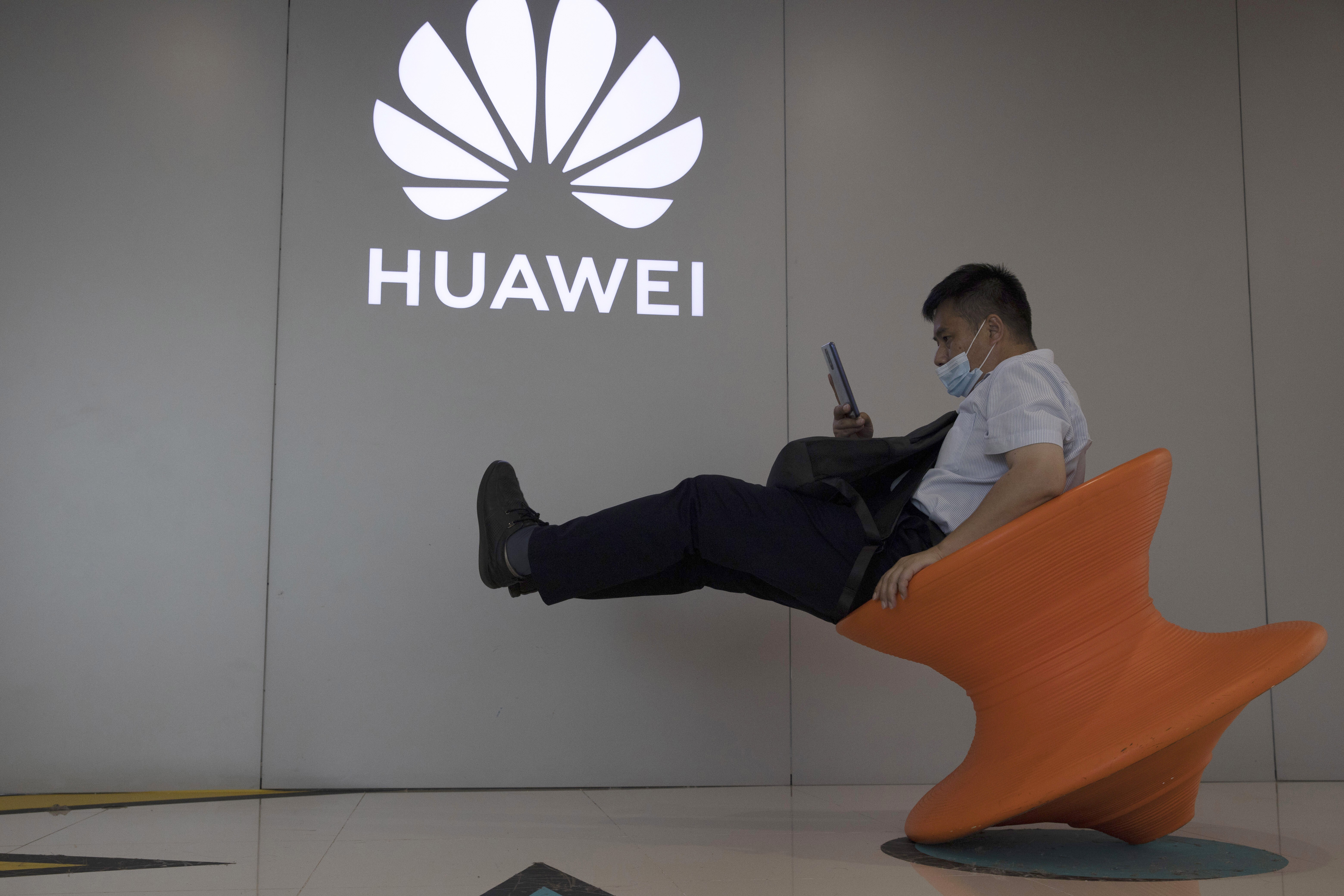 With avenues for sourcing critical chips to power its 5G base stations, smartphones and cloud computing business shut off, Huawei Technologies has very few options left, analysts say. Photo: AP