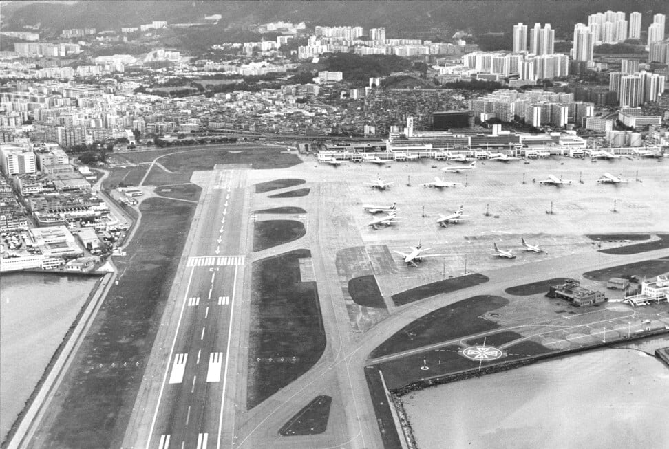 Kai Tak Airport in 1990. Photo: SCMP