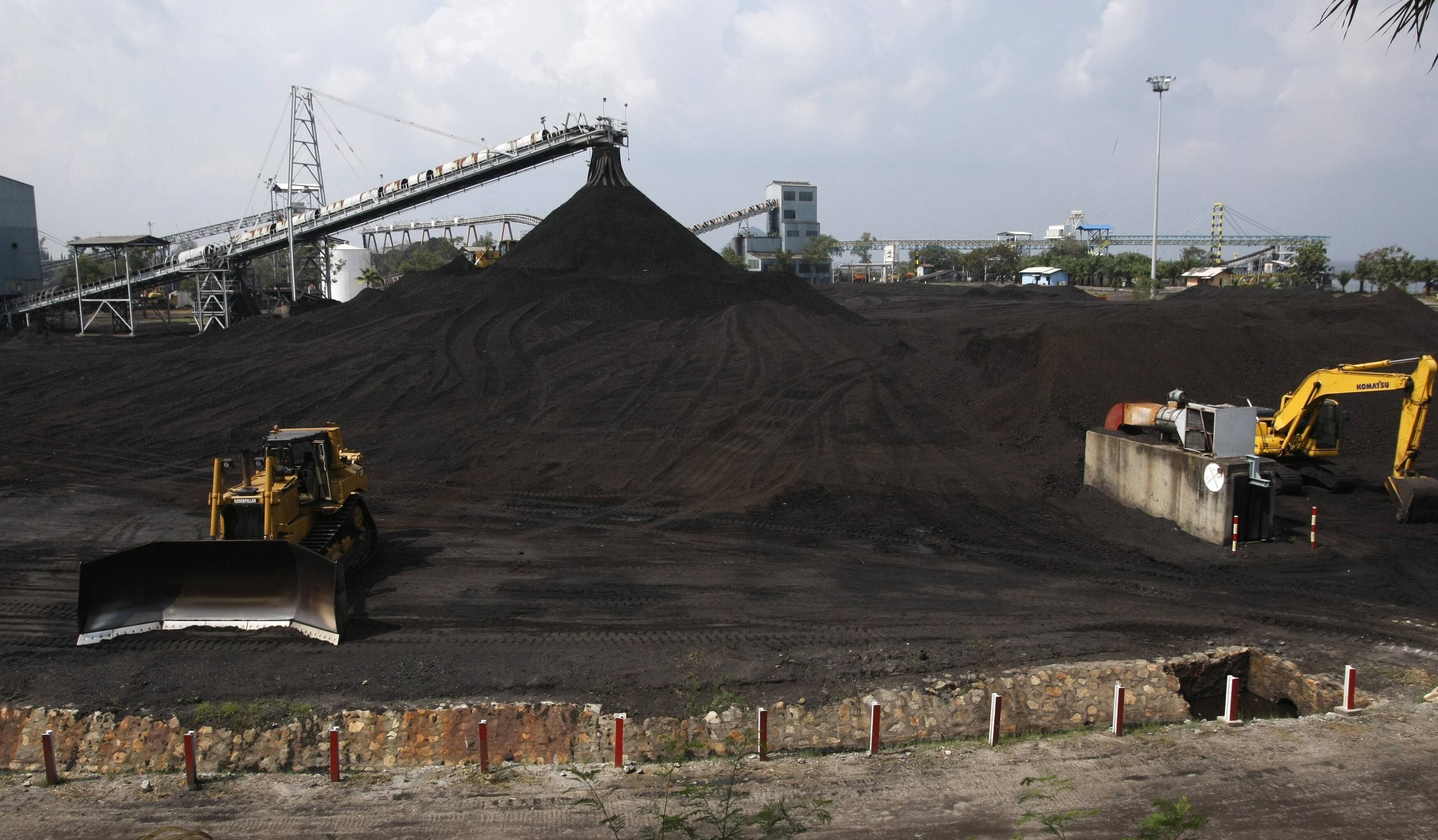 A coal stockpile is seen at Tarahan coal port in Lampung province, Indonesia. Southeast Asia has plentiful coal supply, and Asean is actively promoting the utilisation of clean coal technology. Photo: Reuters