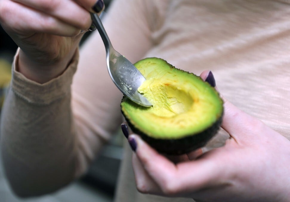 One disadvantage about eating avocados is that they can cause problems for individuals with kidney disease or irritable bowel syndrome if they eat too much. Photo: Getty Images