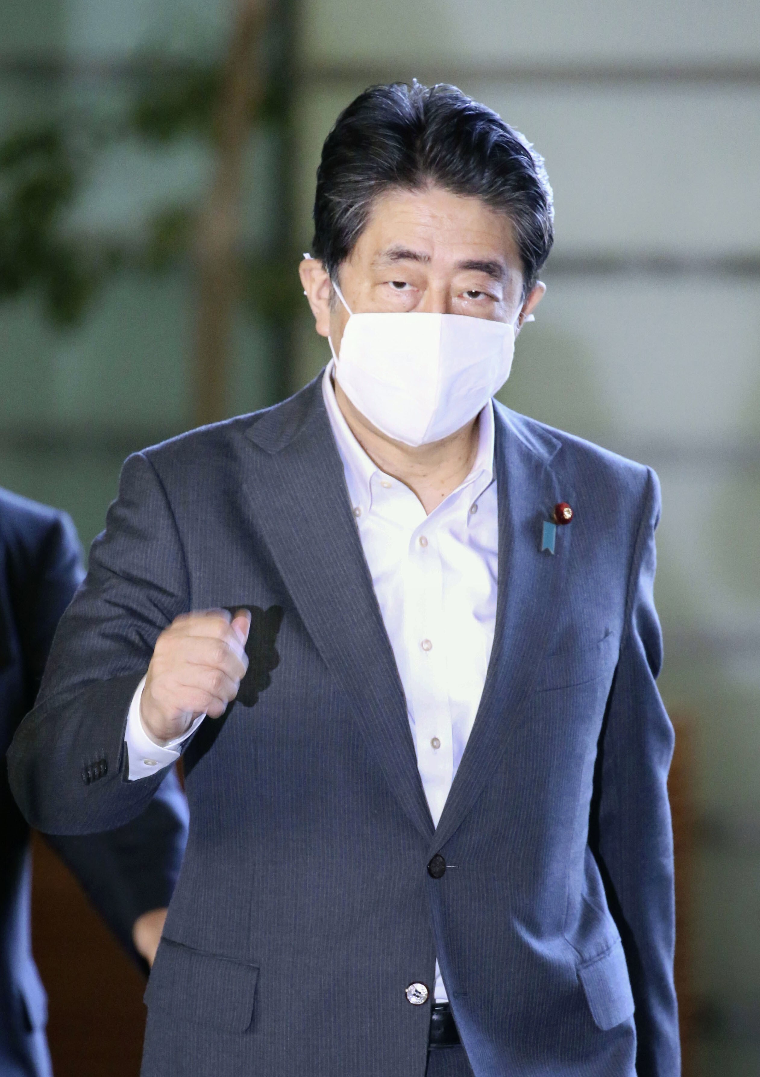 Japanese Prime Minister Shinzo Abe resigned on August 28 after struggling with a relapse of his chronic bowel condition, ulcerative colitis. Photo: Kyodo