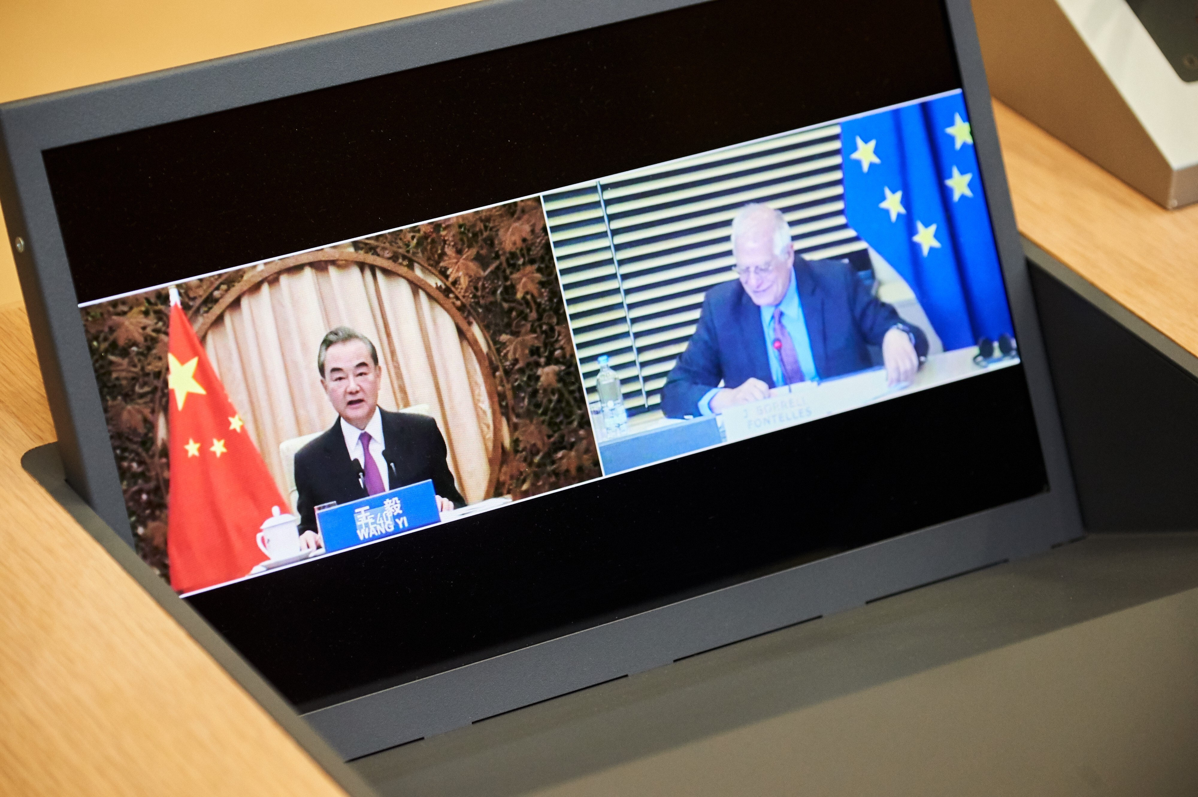 Chinese Foreign Minister Wang Yi (left) and EU foreign policy chief Josep Borrell take part in a virtual meeting as part of the EU-China Strategic Dialogue on June 9. Photo: Dati Bendo/European Commission via dpa
