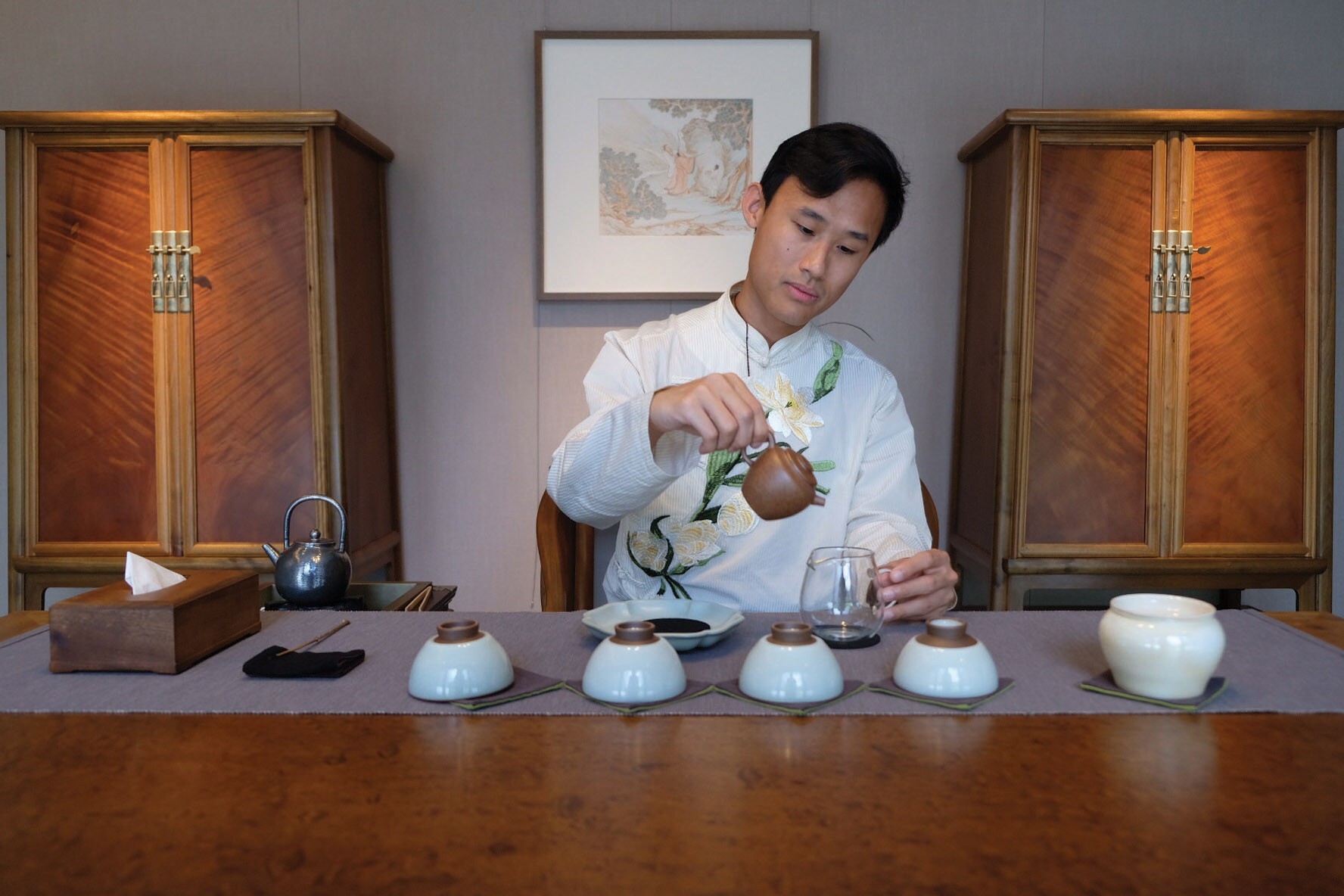Rediscovering the Ritual of Chinese Tea Culture with The Origin Health Pot  - Yanko Design