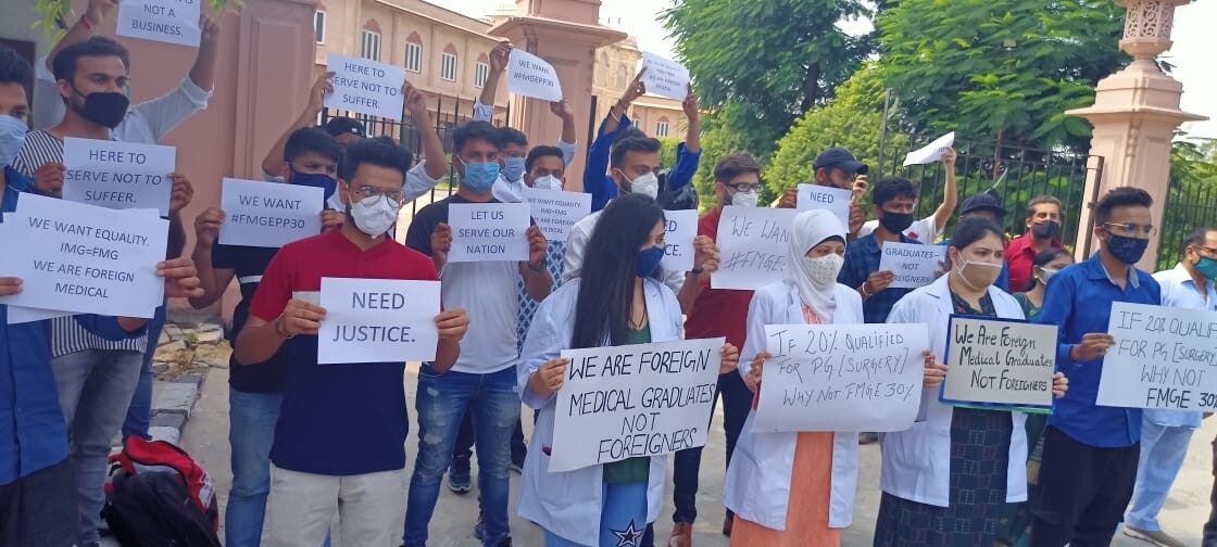 Students protest over the FMGE outside the Ministry of Health in Jaipur, Rajasthan, India. Photo: Handout