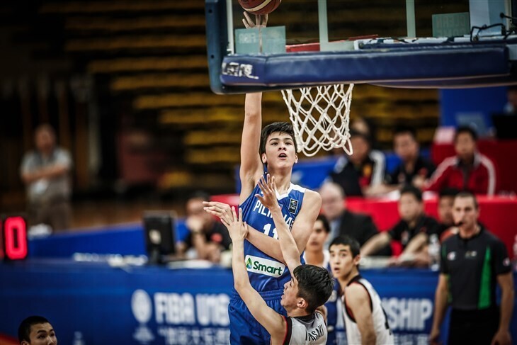 Kai Sotto is projected to be a top prospect for the NBA 2021 Draft.