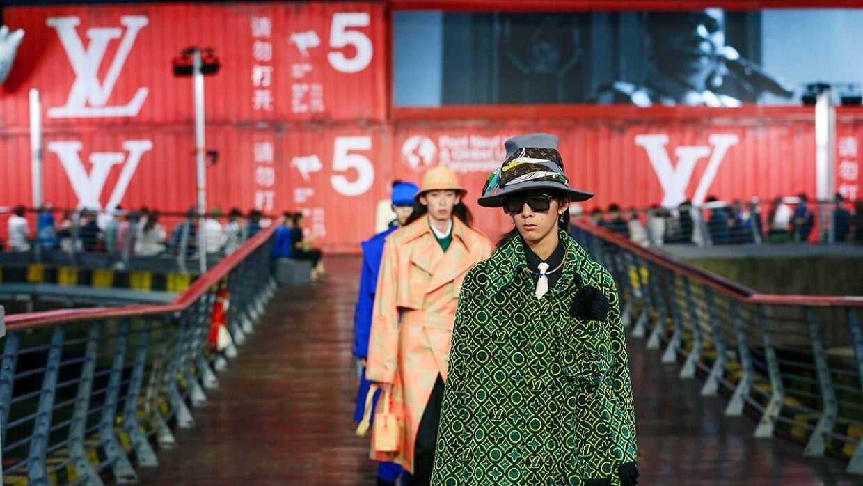 Luxury brands that are staying afloat in China integrate both online and offline journeys and provide consistent experiences via omnichannel strategies. Photo: Jing Daily