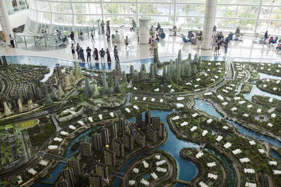 A model of Country Garden’s Forest City development plan is seen in Johor Bahru city, Malaysia, in 2016. Photo: Bloomberg