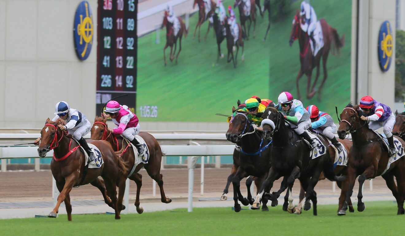 Joao Moreira and Scores Of Fun (left) are chasing further success at Sha Tin on Sunday.