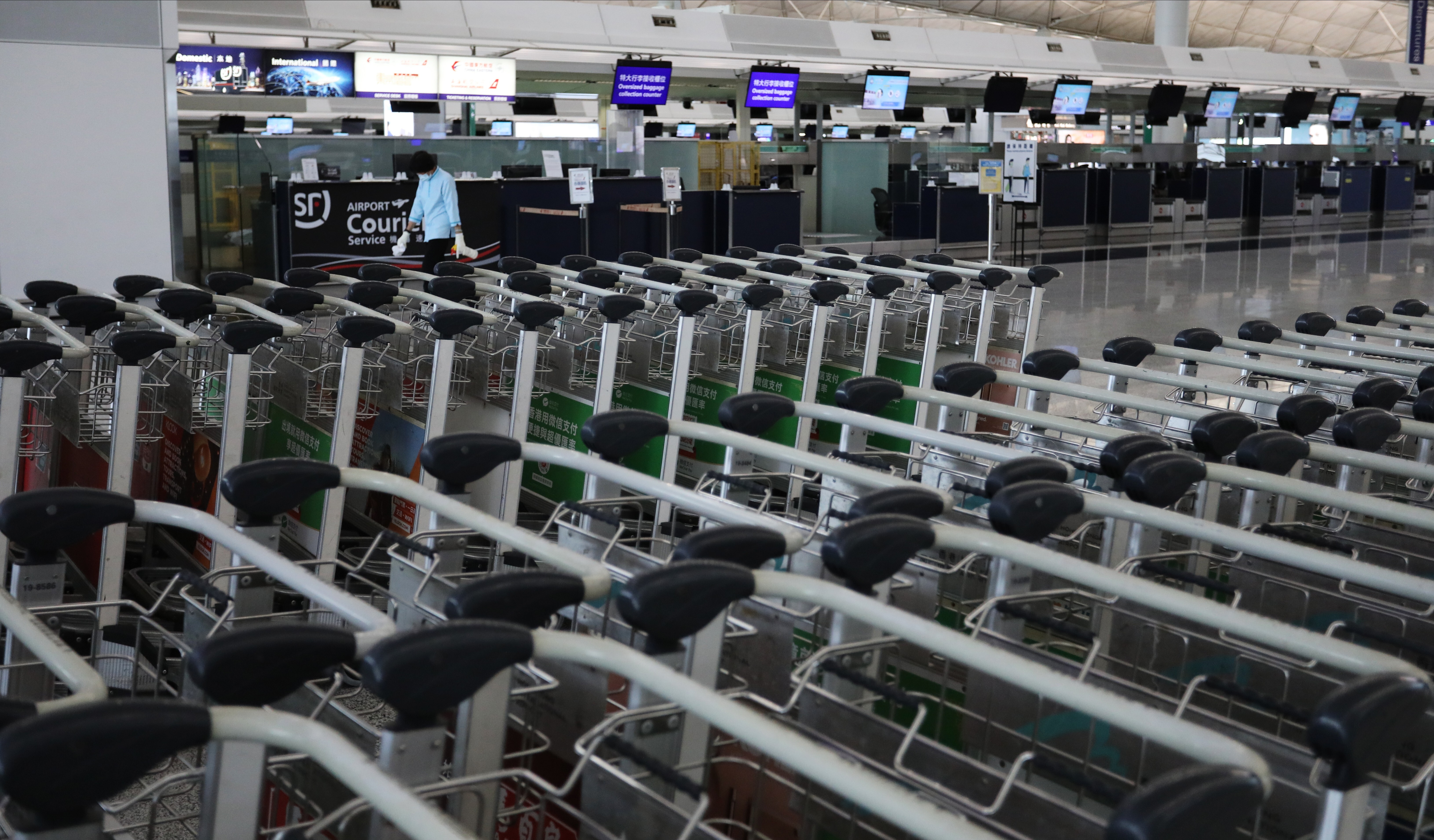 baggage claim cathay pacific