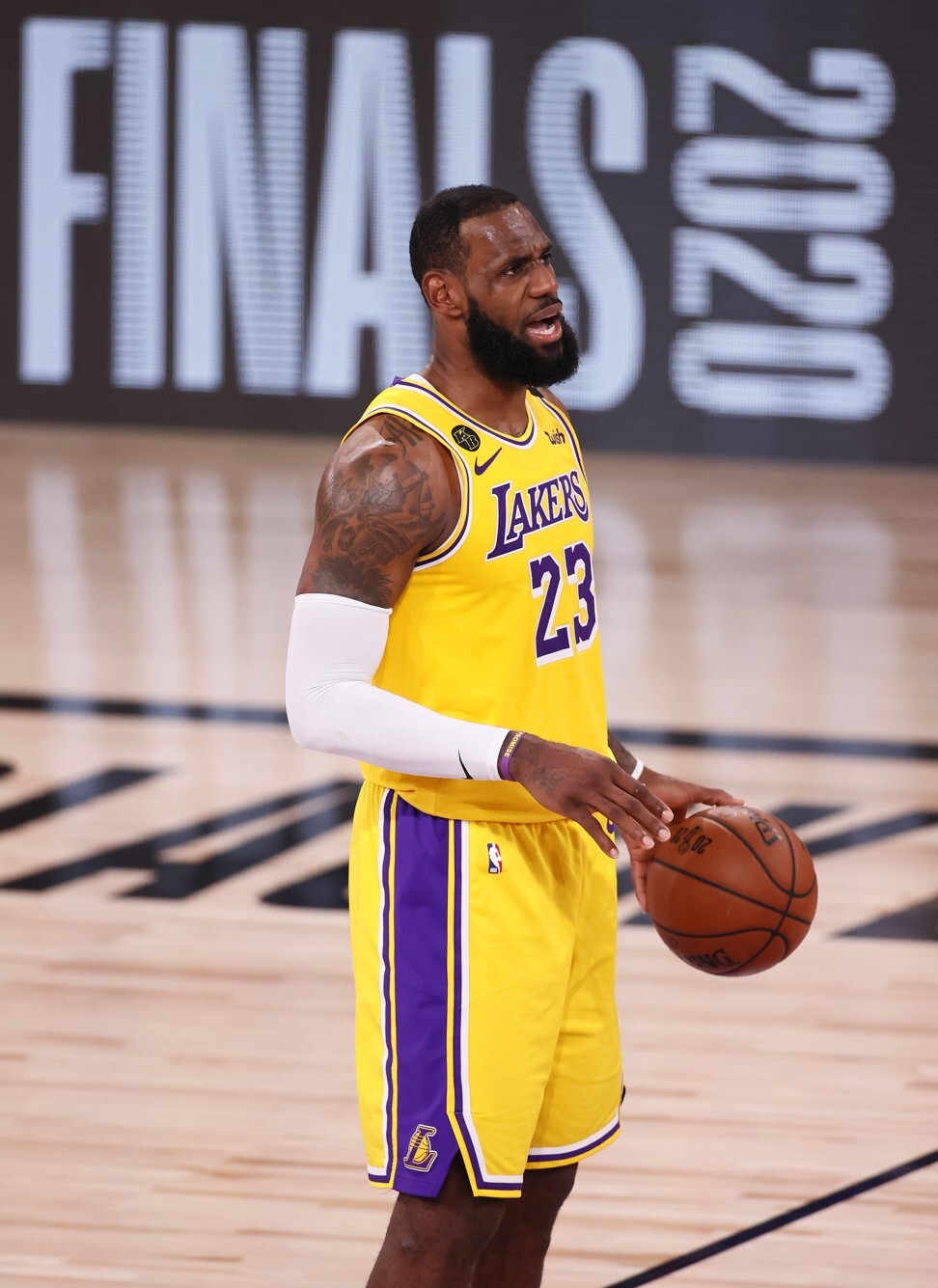Lakers win 17th NBA title with dominant Game 6 effort – Orange County  Register
