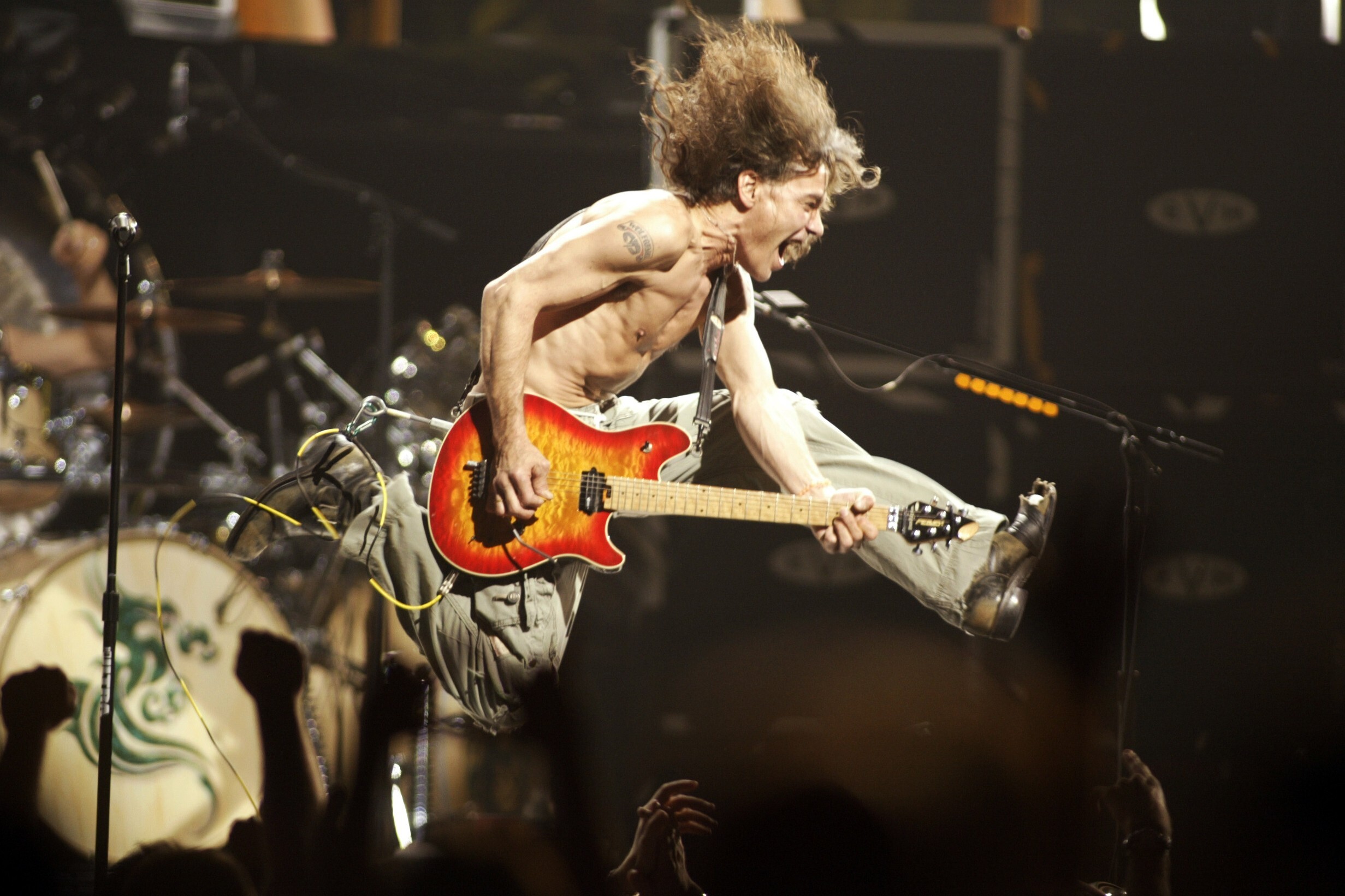 Guitar rock legend Eddie Van Halen dies 
