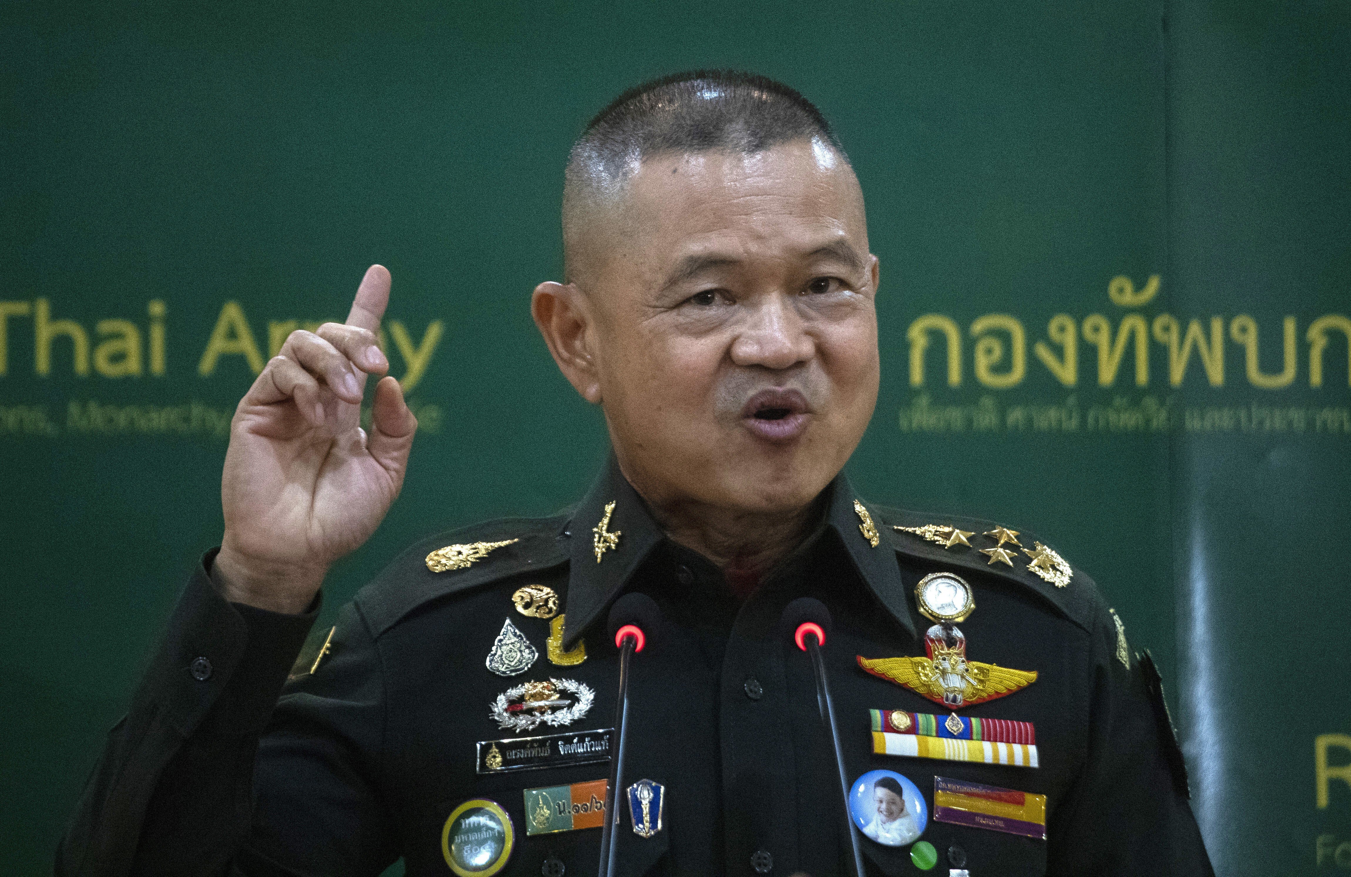 Thailand Army Chief General Narongpan Jittkaewtae holds his first media briefing since his appointment, pledging to defend country, the Buddhist religion, the monarchy and the people. Photo: AP
