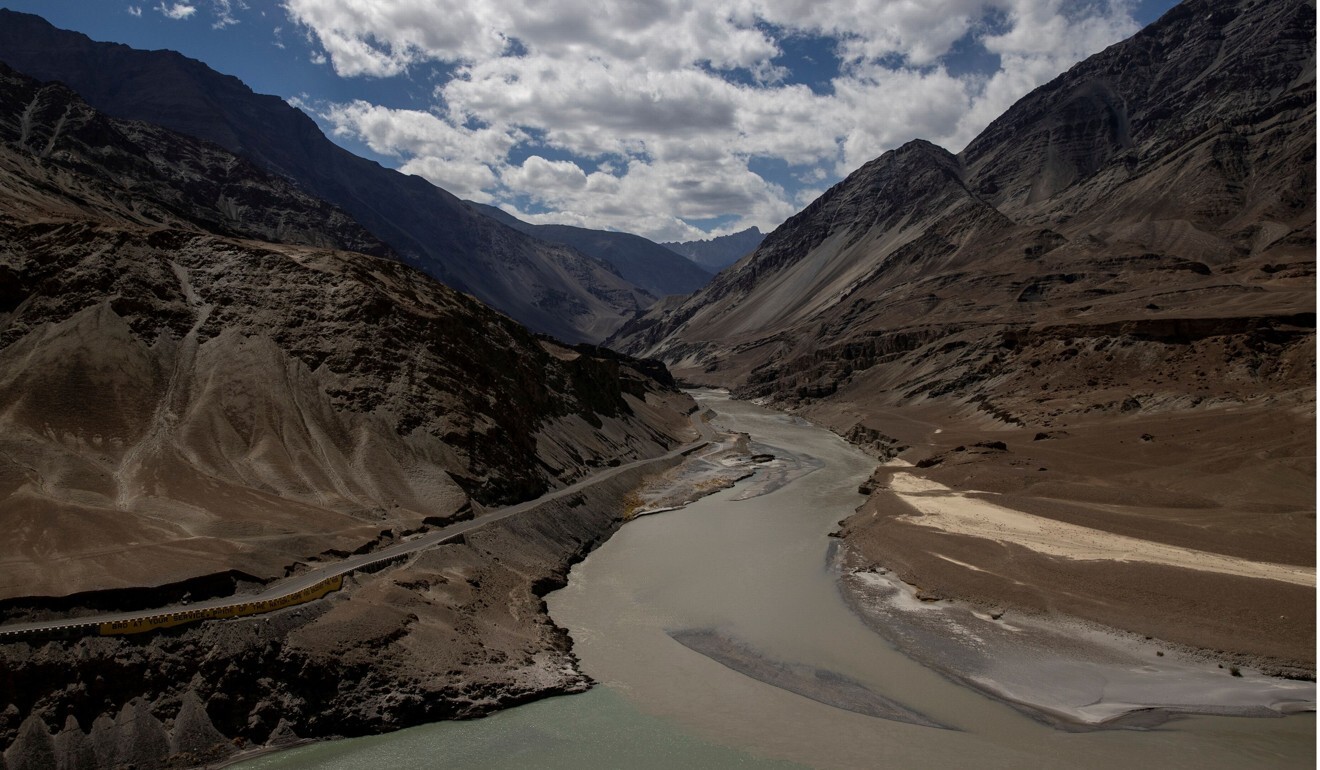 A highway being built by the Border Roads Organisation passes by the confluence of the Indus and Zanskhar rivers in Ladakh. Photo: Reuters