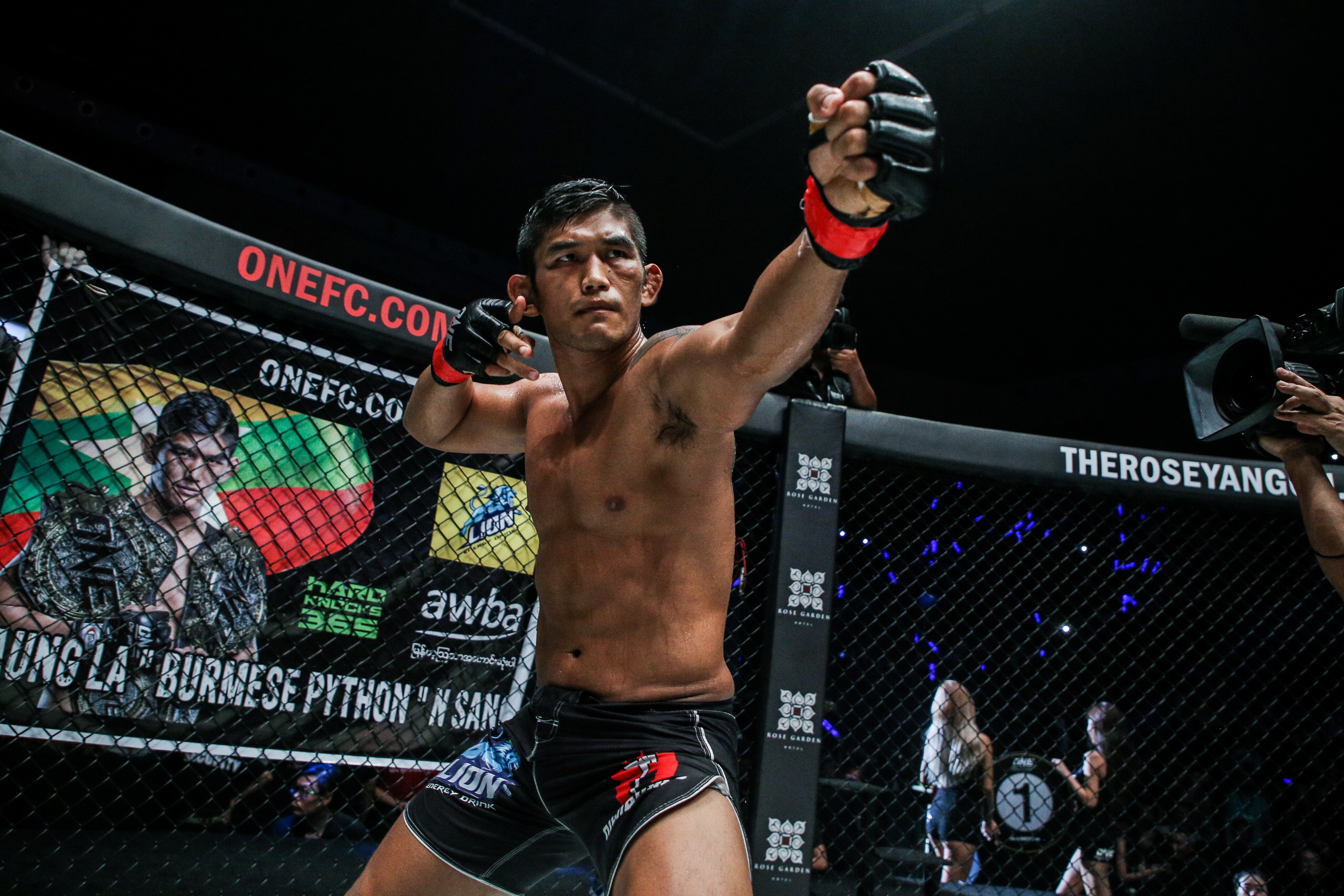 Aung La N Sang poses ahead of his bout vs Brandon Vera at ONE: Century. Photos: ONE Championship