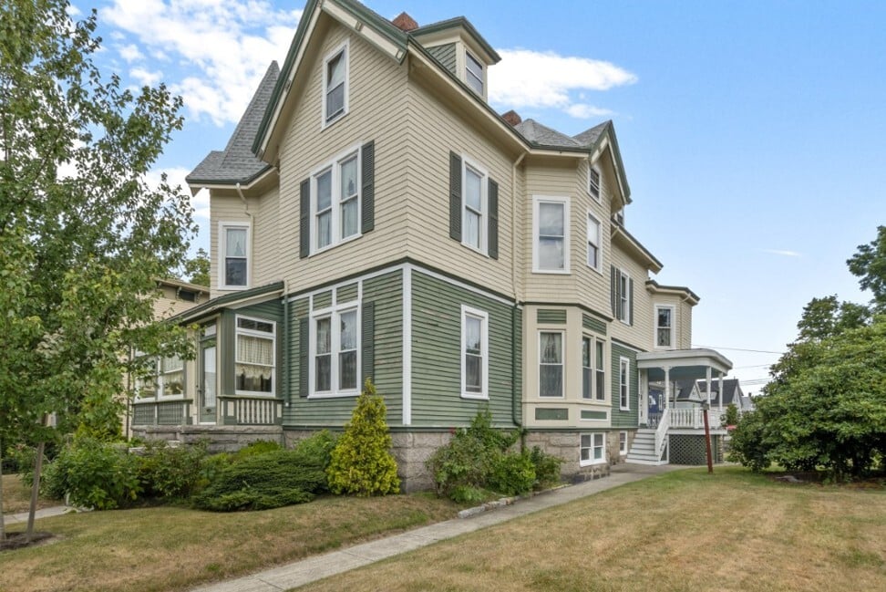 The Queen Anne home has seven bedrooms and four bathrooms. Photo: TopTenRealEstateDeals.com Archives