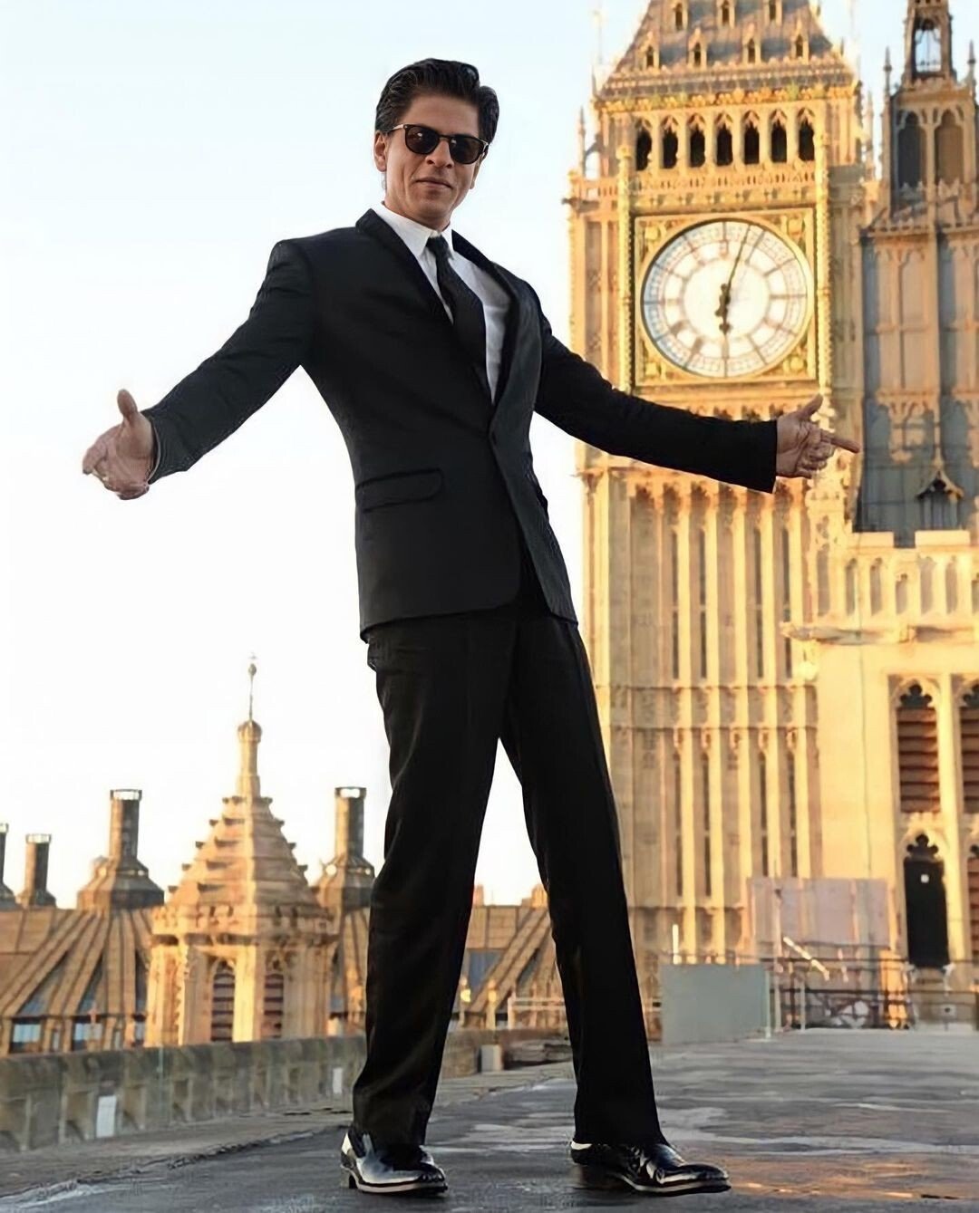 Bollywood star Shah Rukh Khan turns 55 on November 2 – seen here in his trademark pose. Photo: @srkking555/Instagram