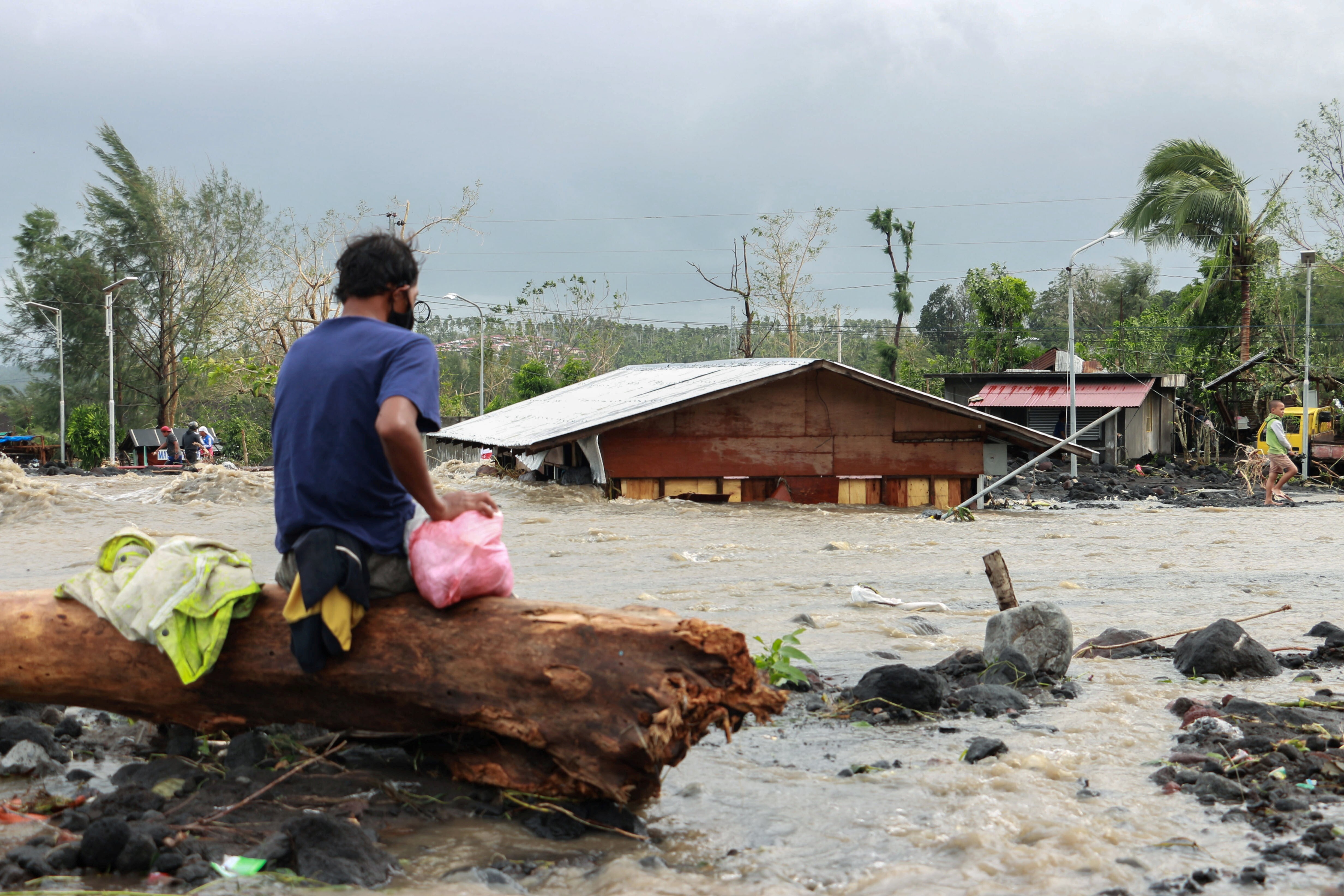 Typhoon Goni At Least 10 Dead As Year S Worst Storm Lashes Philippines South China Morning Post