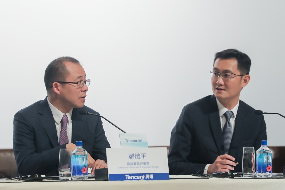 Martin Lau, president of Tencent Holdings (left) and Ma Huateng, chairman and chief executive officer, at a news conference in Hong Kong on March 22, 2017. Photo: Bloomberg