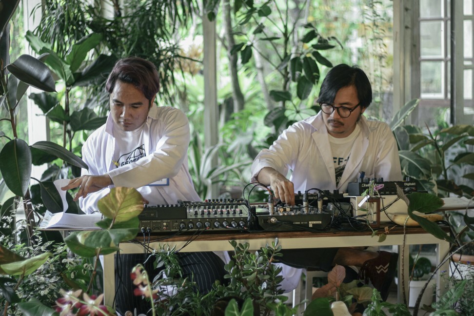 Bottlesmoker’s Anggung “Angkuy” Suherman (left) and Ryan “Nobie” Adzani perform at the “Plantasia” concert in July. Photo: Widian Lesmana