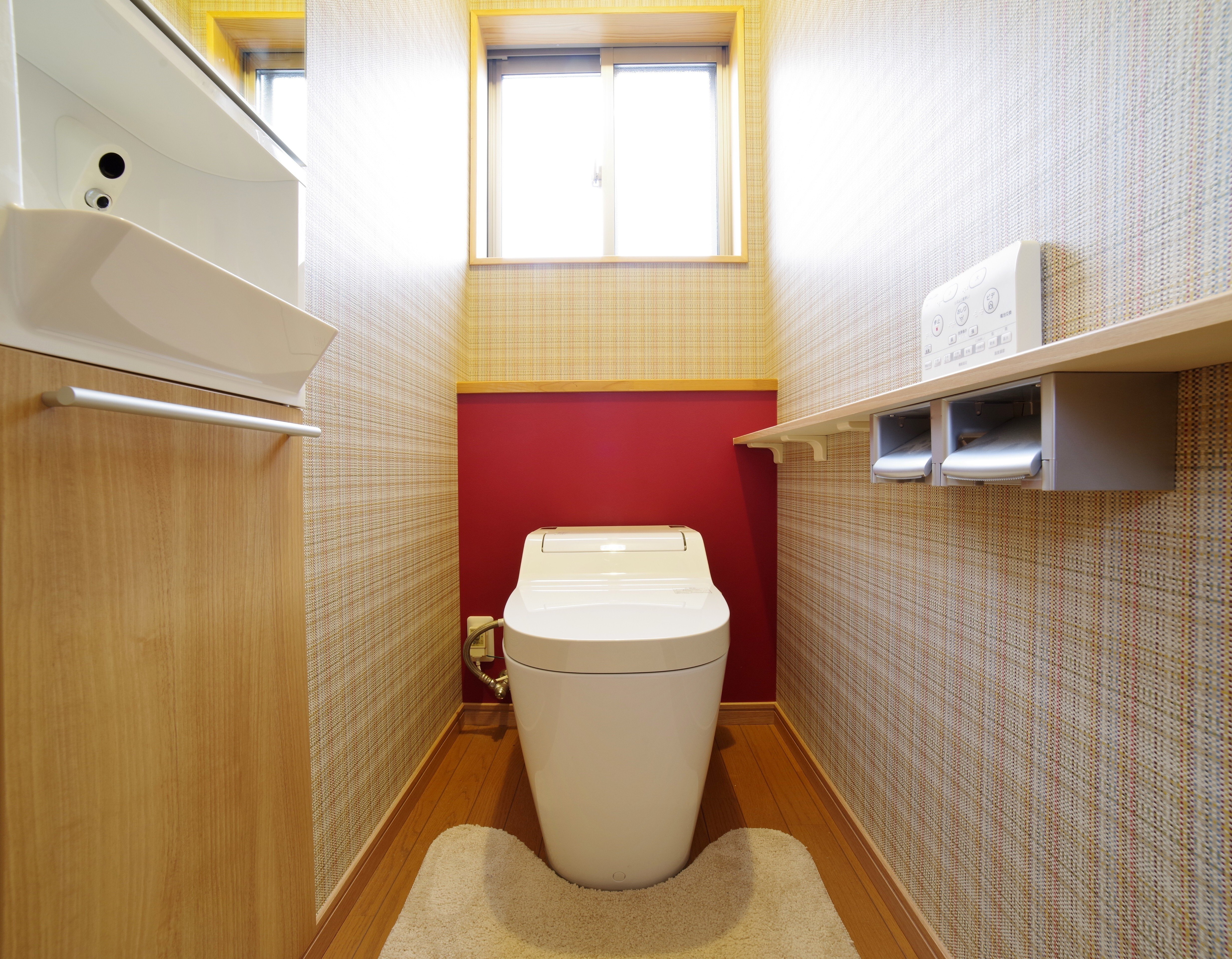 The number of men who now choose to relieve themselves has increased sharply from a 2015 survey. Photo: Shutterstock
